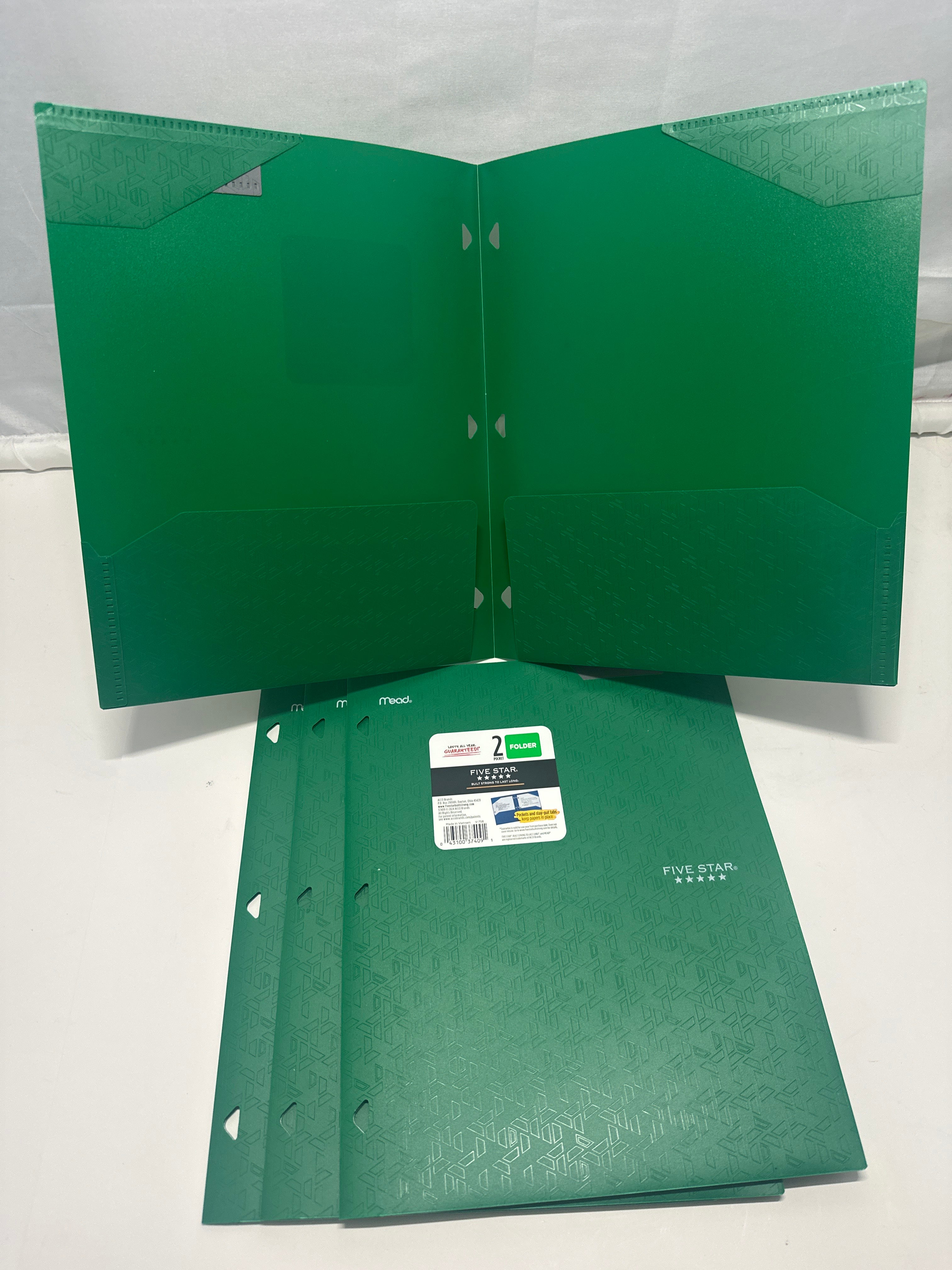 Mead Five Star 2 Pocket Poly Folders 4 Pack Green Durable 3 Hole Punch School