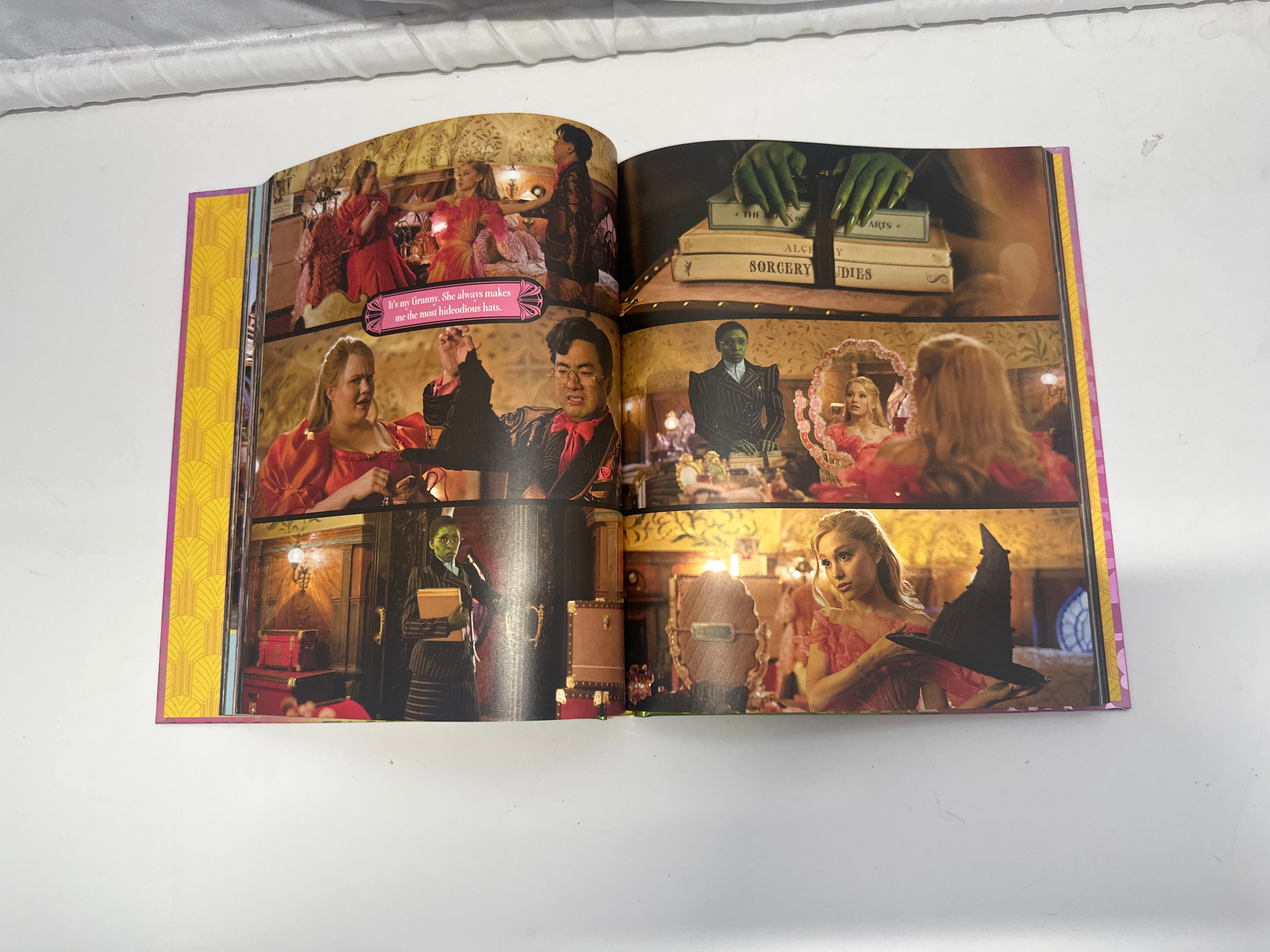 WICKED: THE OFFICIAL VISUAL COMPANION (Hardcover) Target Exclusive