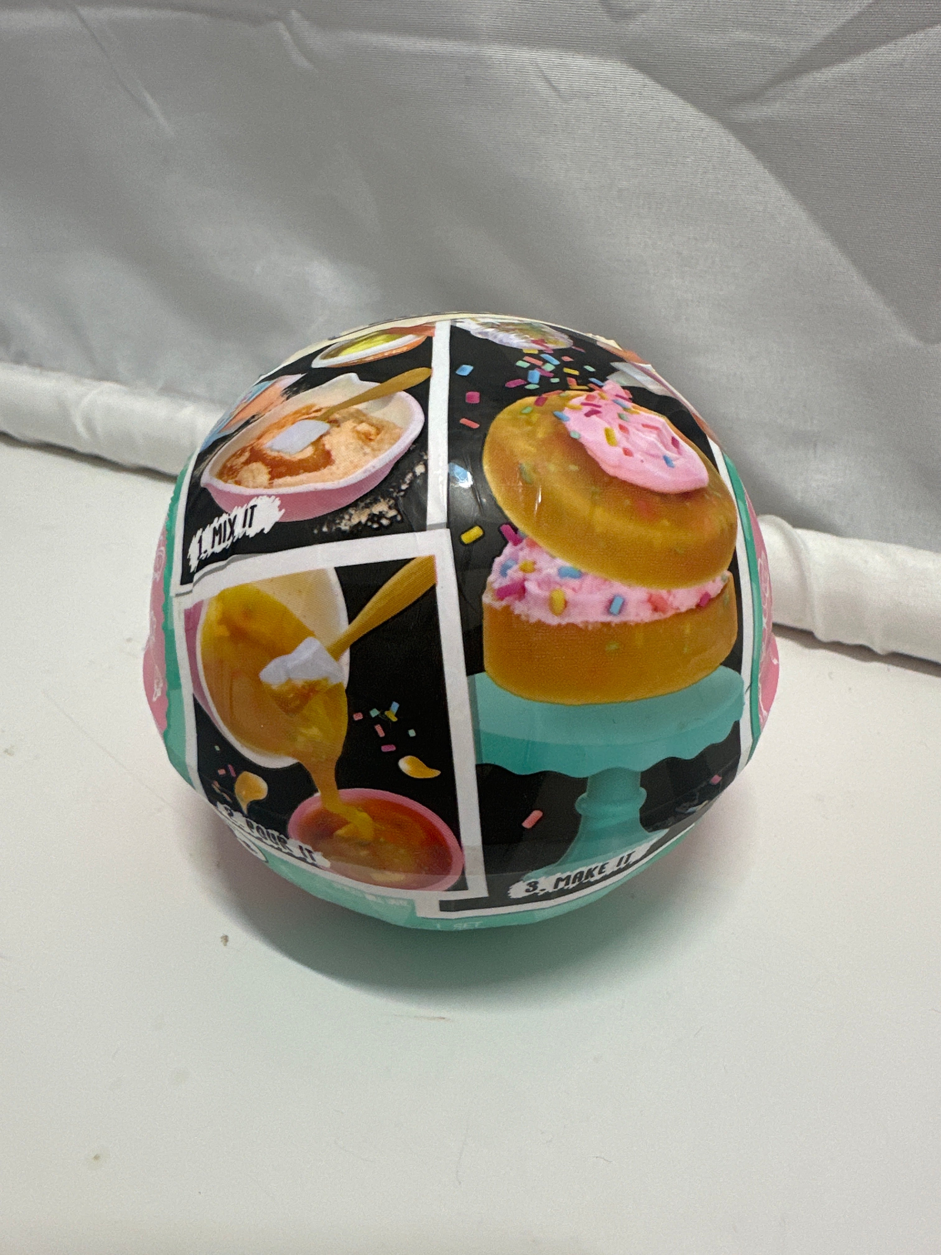MGA Miniverse Make It Mini From Scratch Series 1 Mystery Ball New