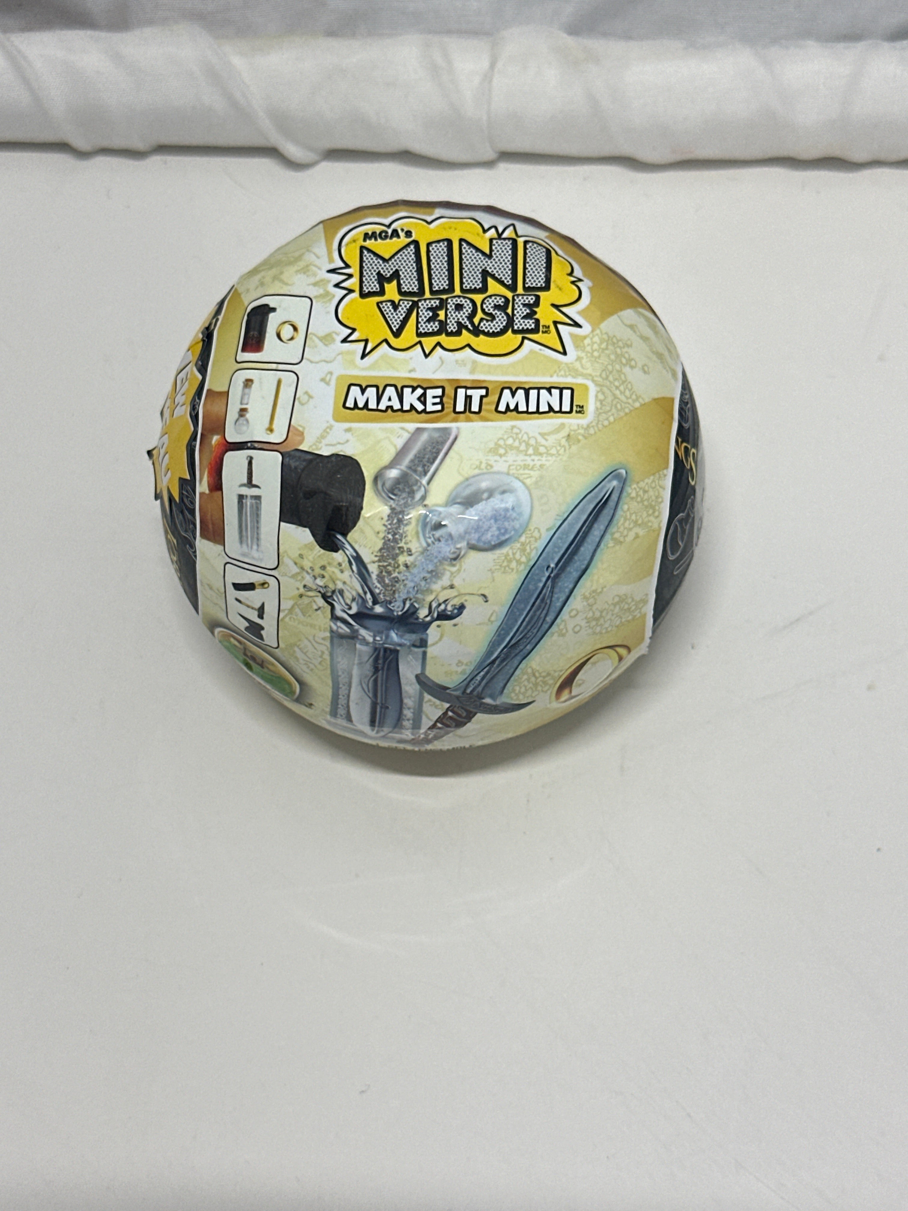 MGA’s Miniverse Make It Mini – The Lord of the Rings Mystery Ball