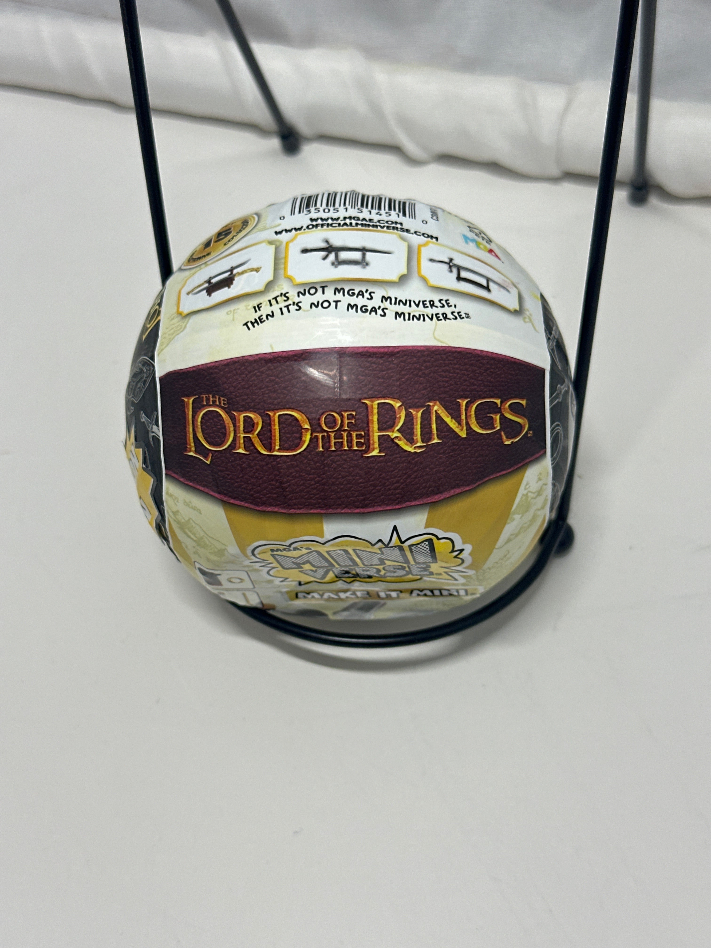 MGA’s Miniverse Make It Mini – The Lord of the Rings Mystery Ball
