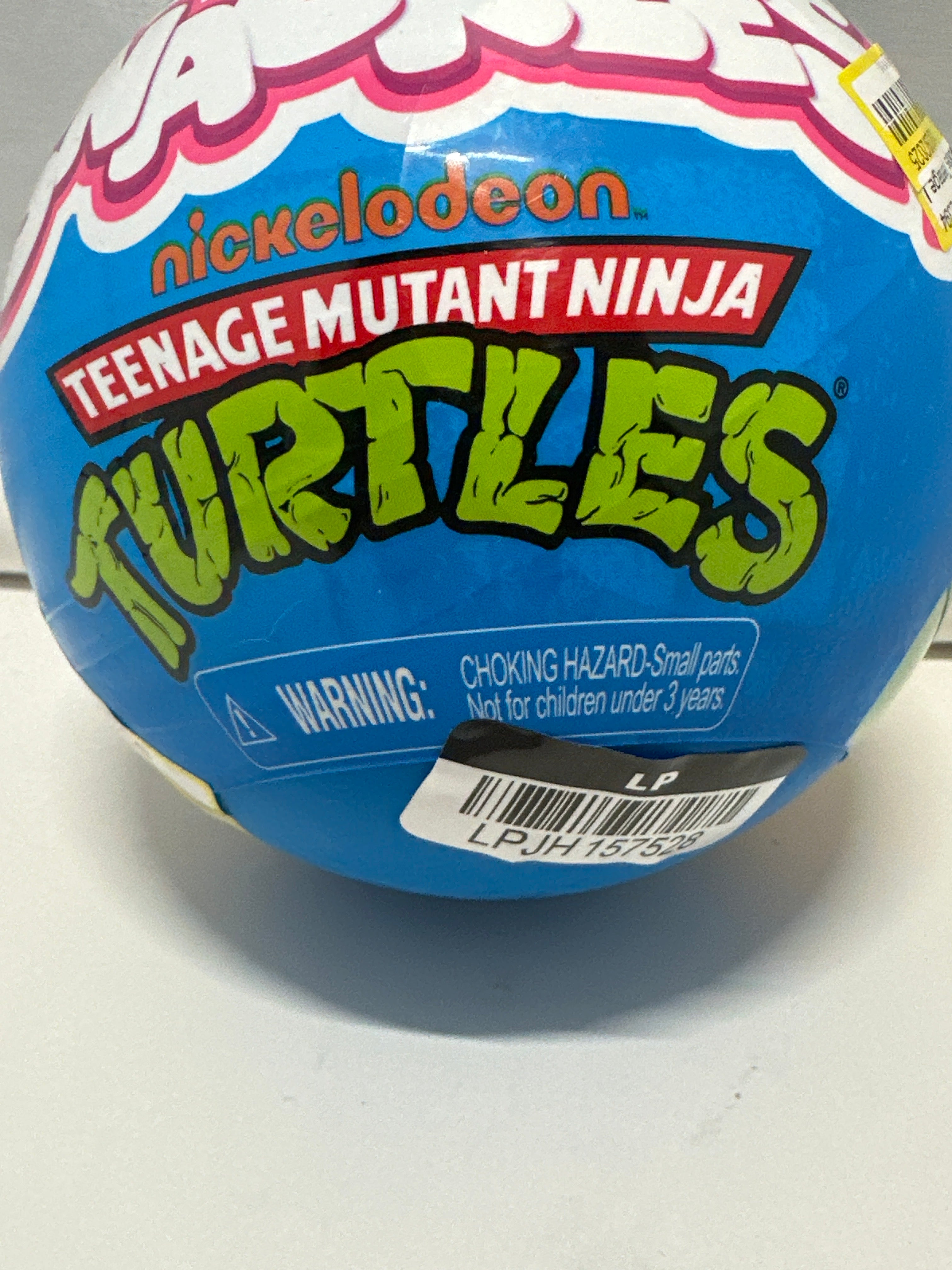 ZURU Snackles Teenage Mutant Ninja Turtles Mystery Plush Surprise Ball