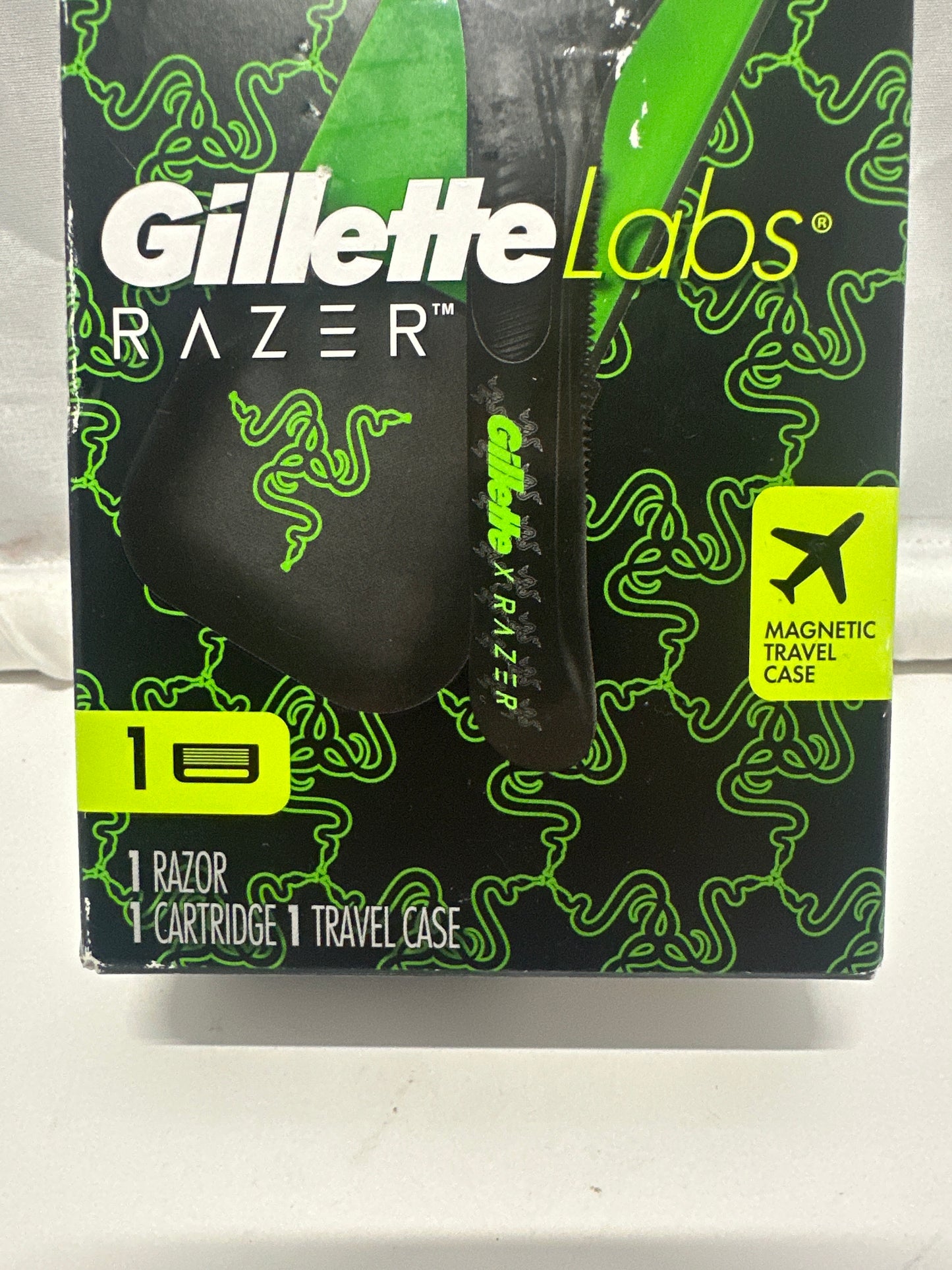GilletteLabs RAZER Razor Handle 1 Cartridge Travel Case Black Green