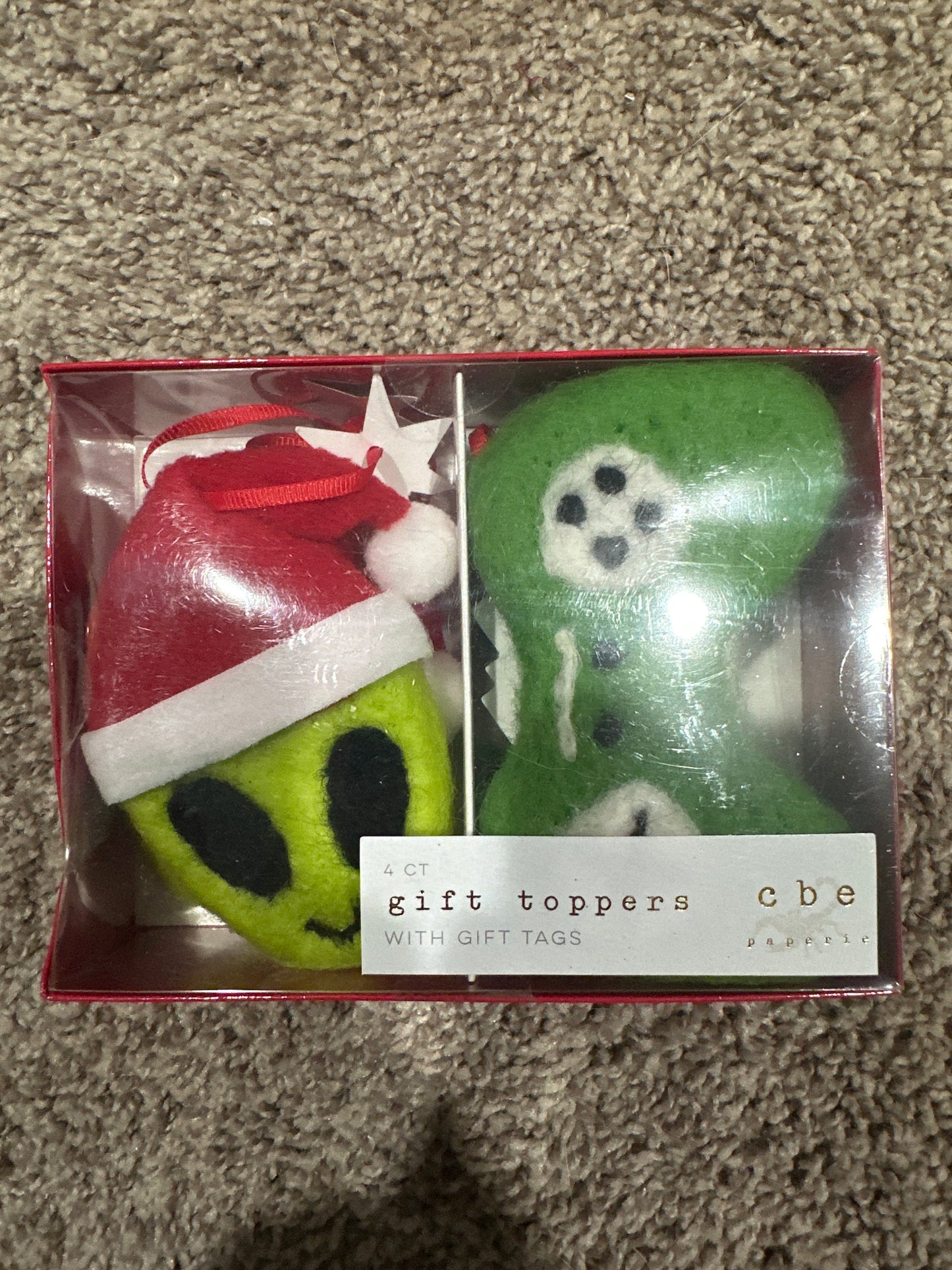 Gift toppers(Alien and controller)