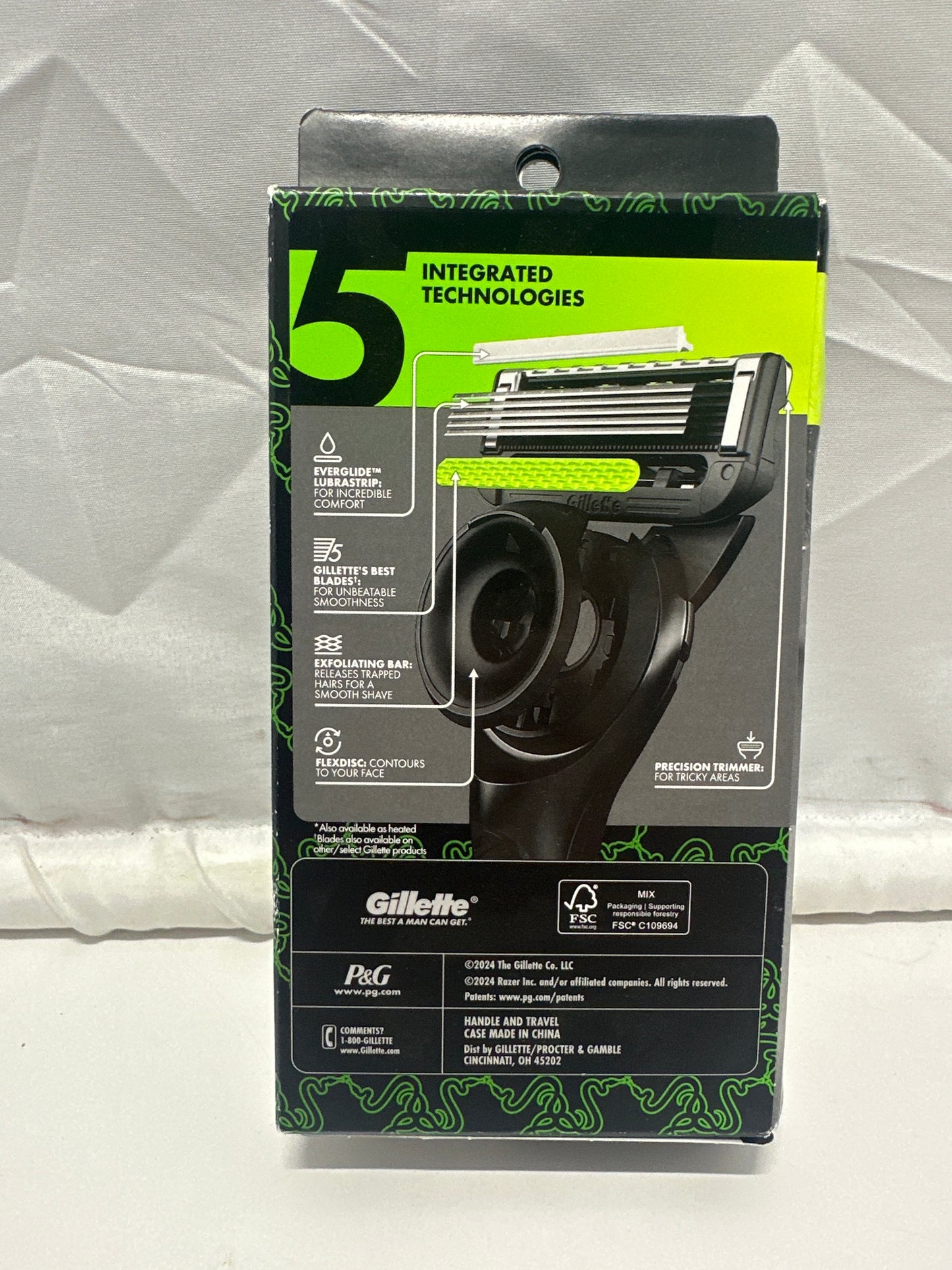 GilletteLabs RAZER Razor Handle 1 Cartridge Travel Case Black Green