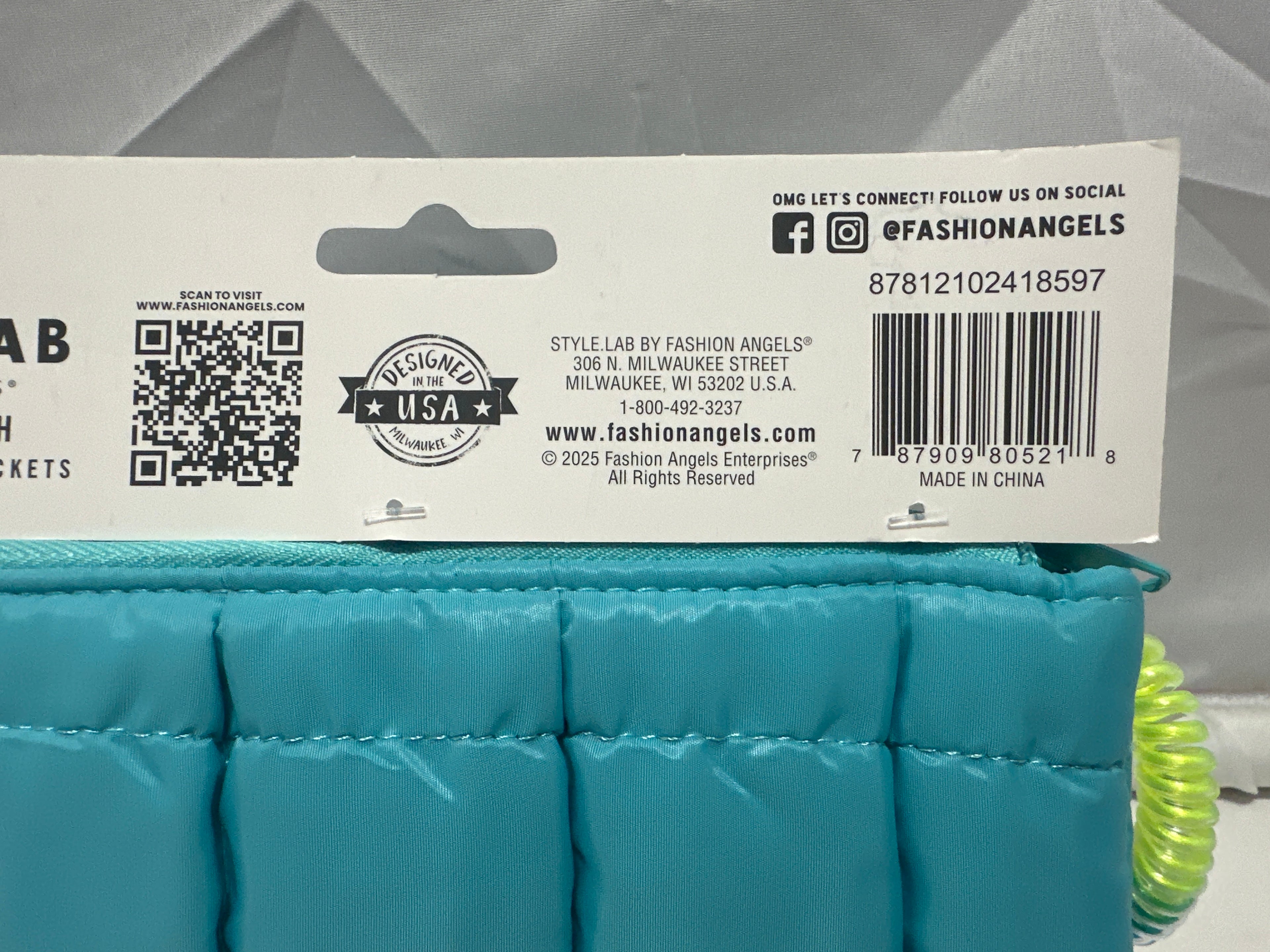 Style Lab By Fashion Angels Aqua Puffer Pouch 3 Expandable Pockets Wrist Coil