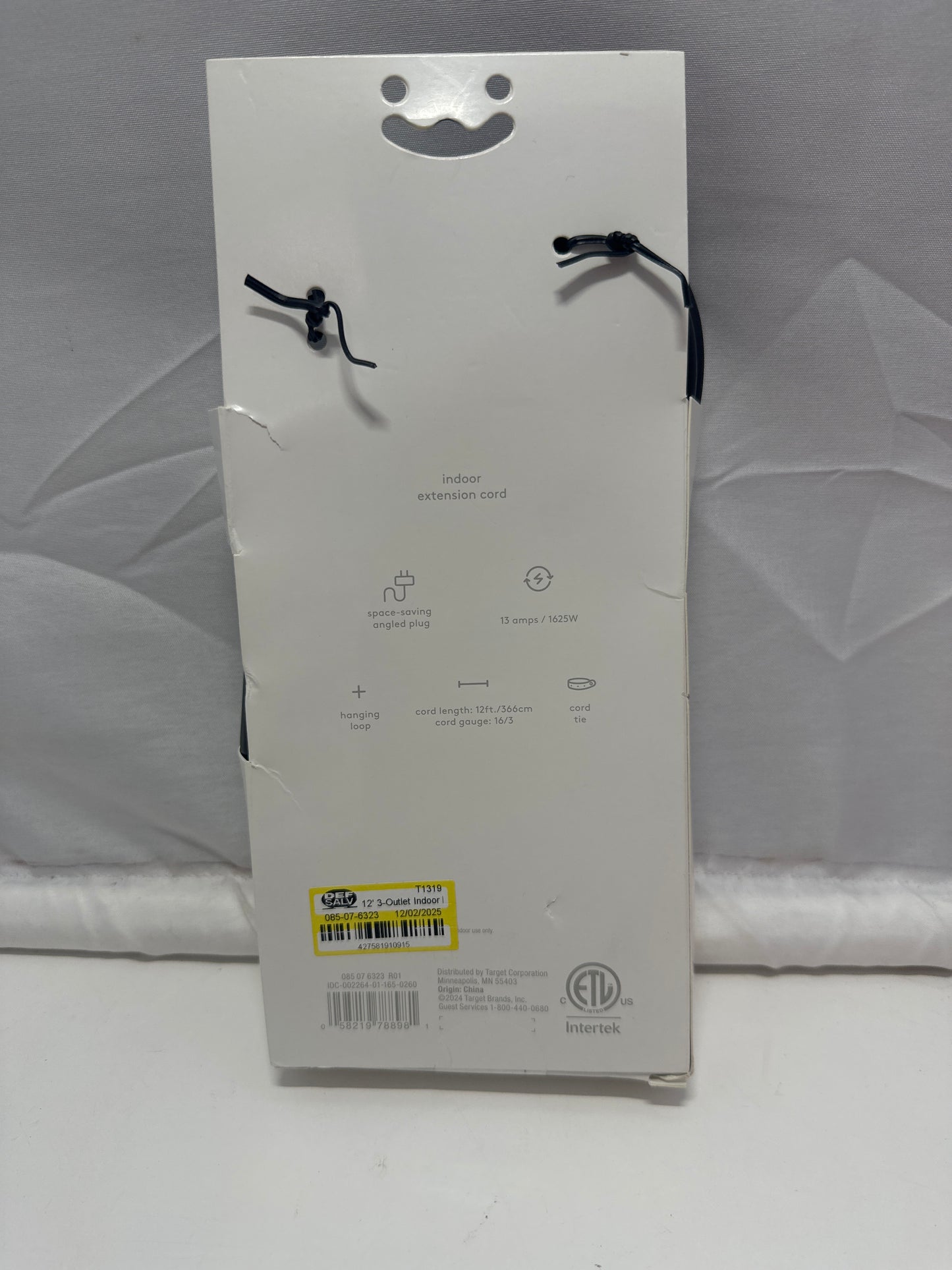 heyday 12ft Indoor Extension Cord 3 Outlet Black 16/3 13A 1625W