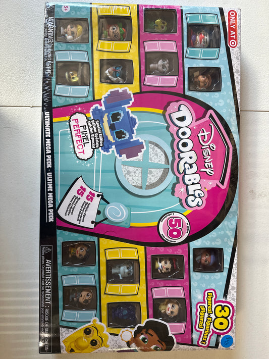 Disney Doorables Pixel Perfect Ultimate MEGA Peek Playset (30 Figures - Includes 15 Exclusives)