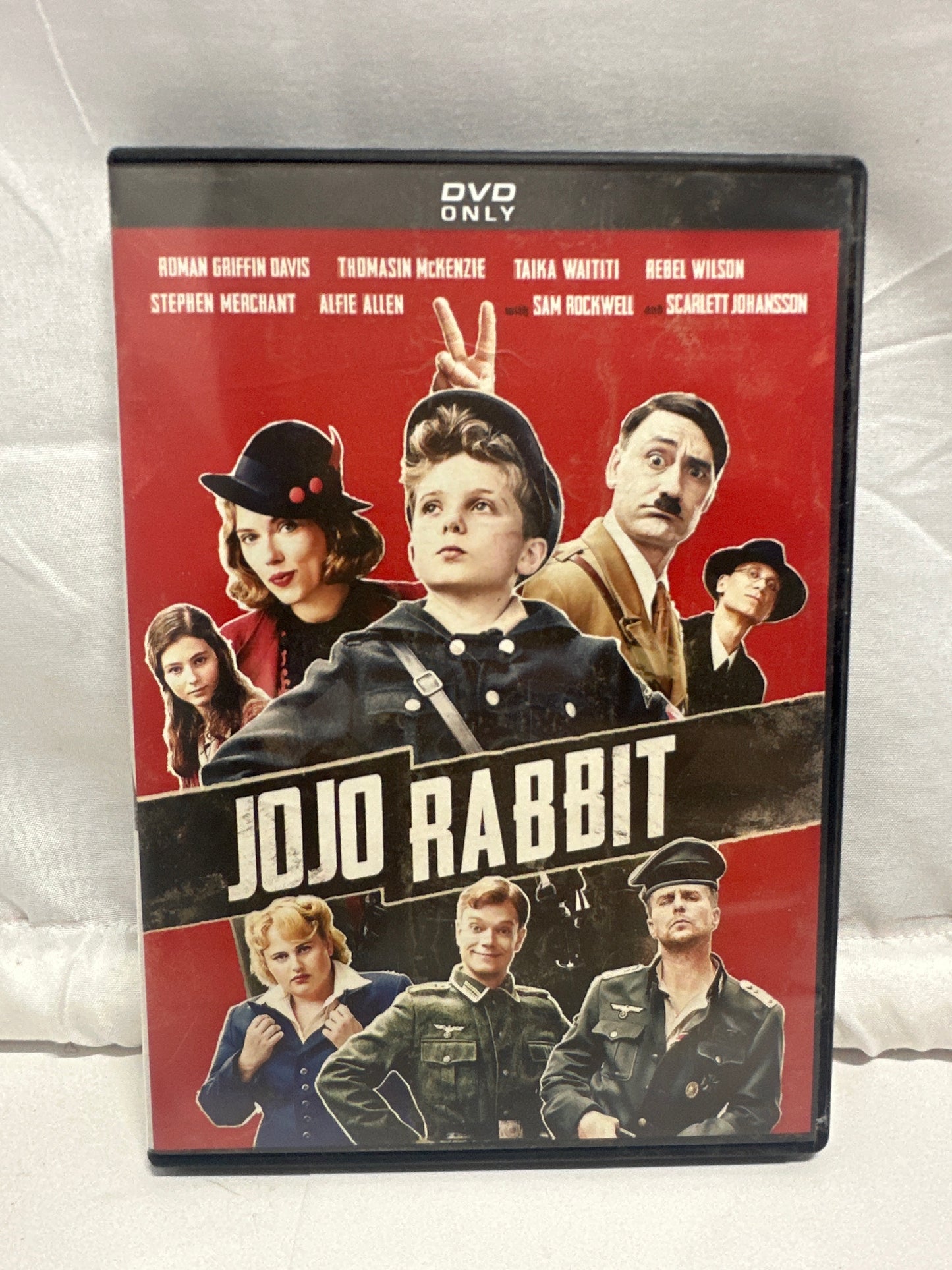 Jojo Rabbit - DVD New Broken Case Tab Read Description