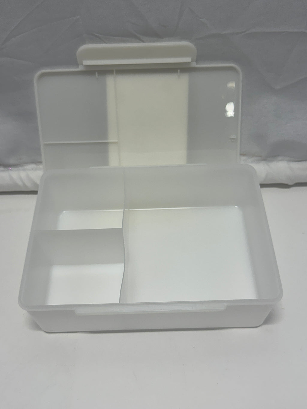 Dealworthy Bento Box 3 Compartment Lunch Box Clear Microwave Dishwasher Safe