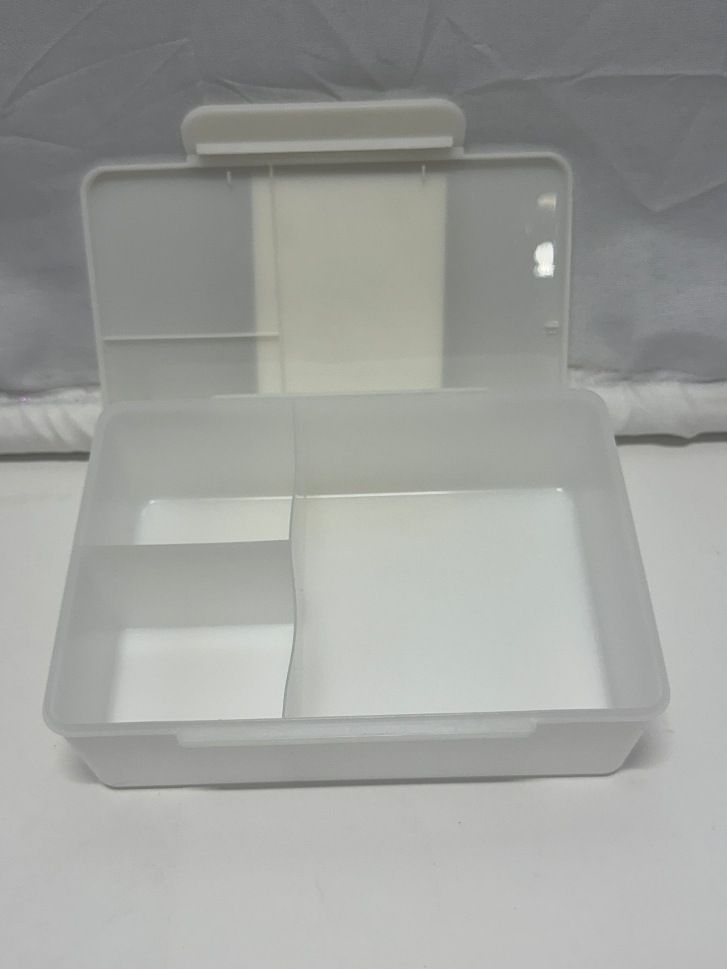 Dealworthy Bento Box 3 Compartment Lunch Box Clear Microwave Dishwasher Safe