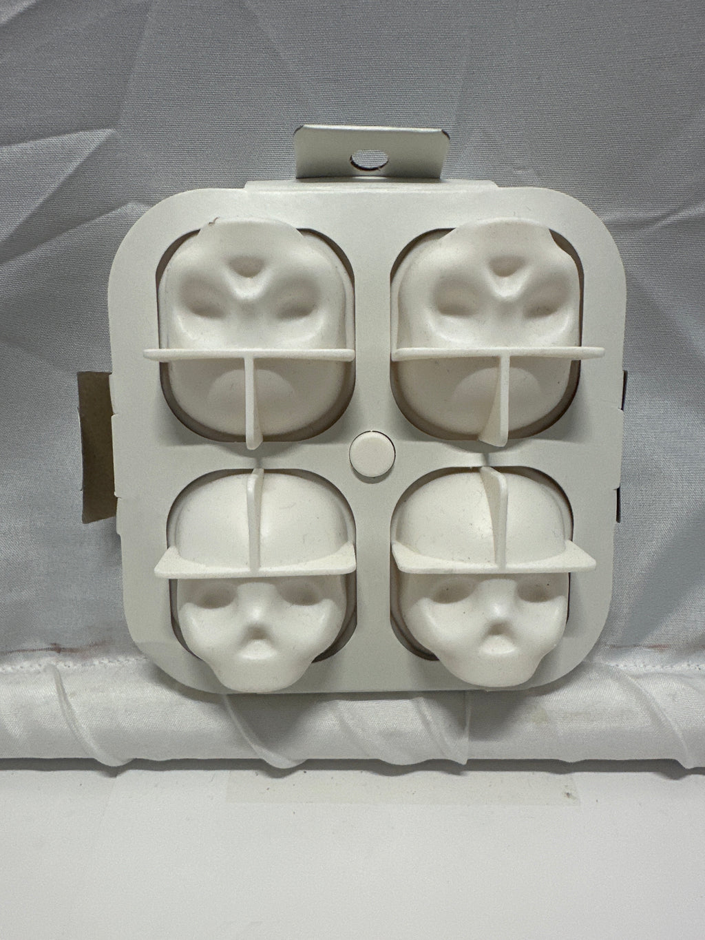 Threshold Skull Silicone Ice Cube Mold 4-Cavity White Whiskey Cocktail Tray
