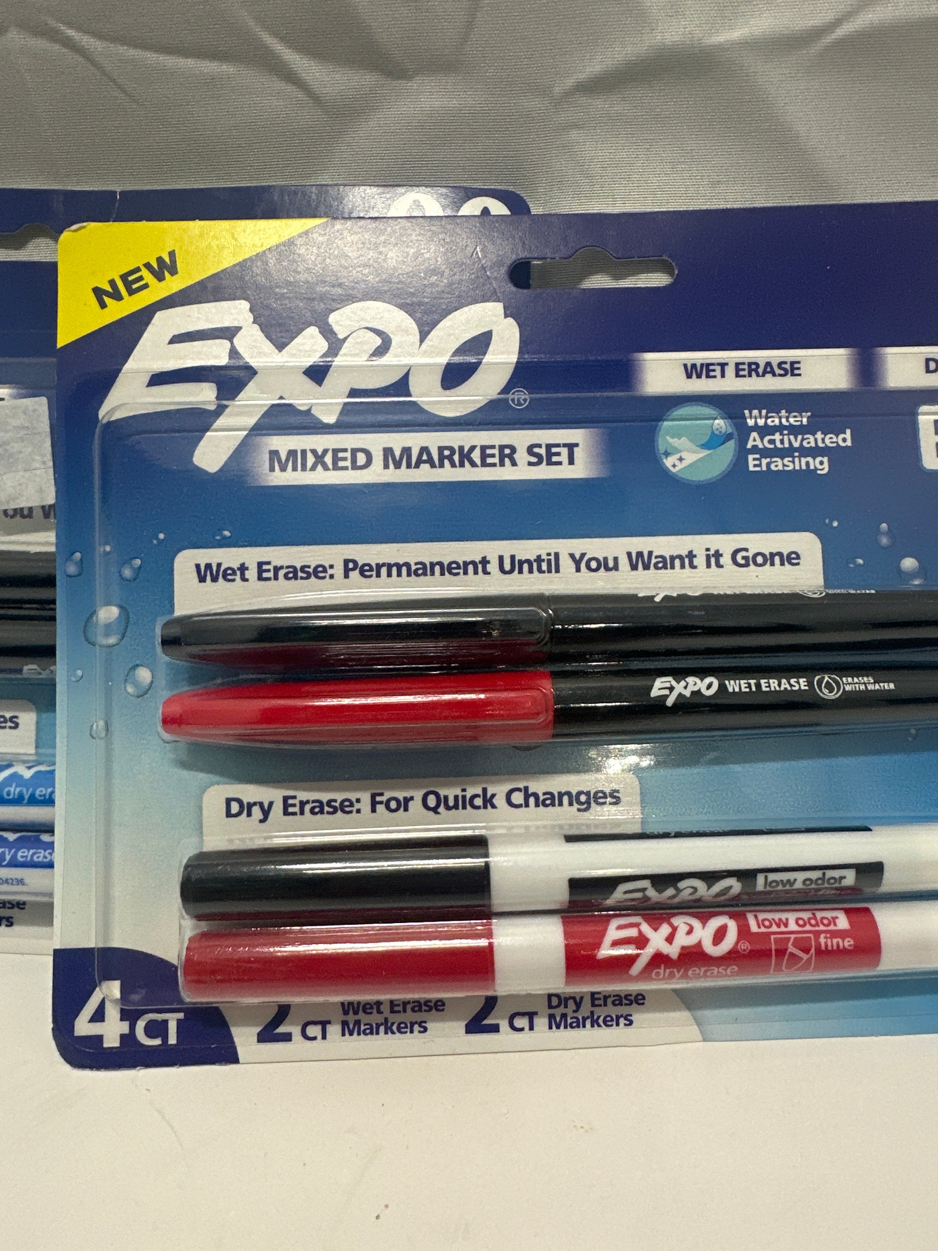 EXPO Mixed Marker Set 8 Count 4 Wet Erase & 4 Dry Erase Fine Tip Markers