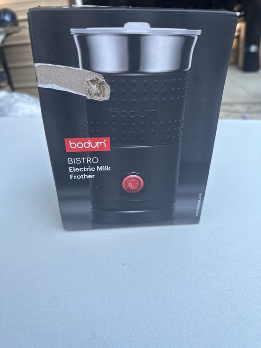 Bodum 13.5 oz Electric Milk Frother, Black