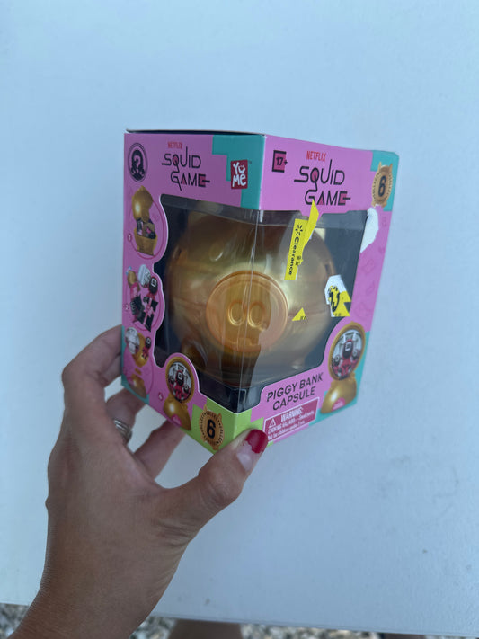 YuMe Squid Game Blind Box Capsule – Official Netflix Mystery Figurine & Piggy Bank - Collectible Figures Blind Box for Fans & Kids - Ideal Gift for Birthdays, Holidays & Collectors (1 Pack)