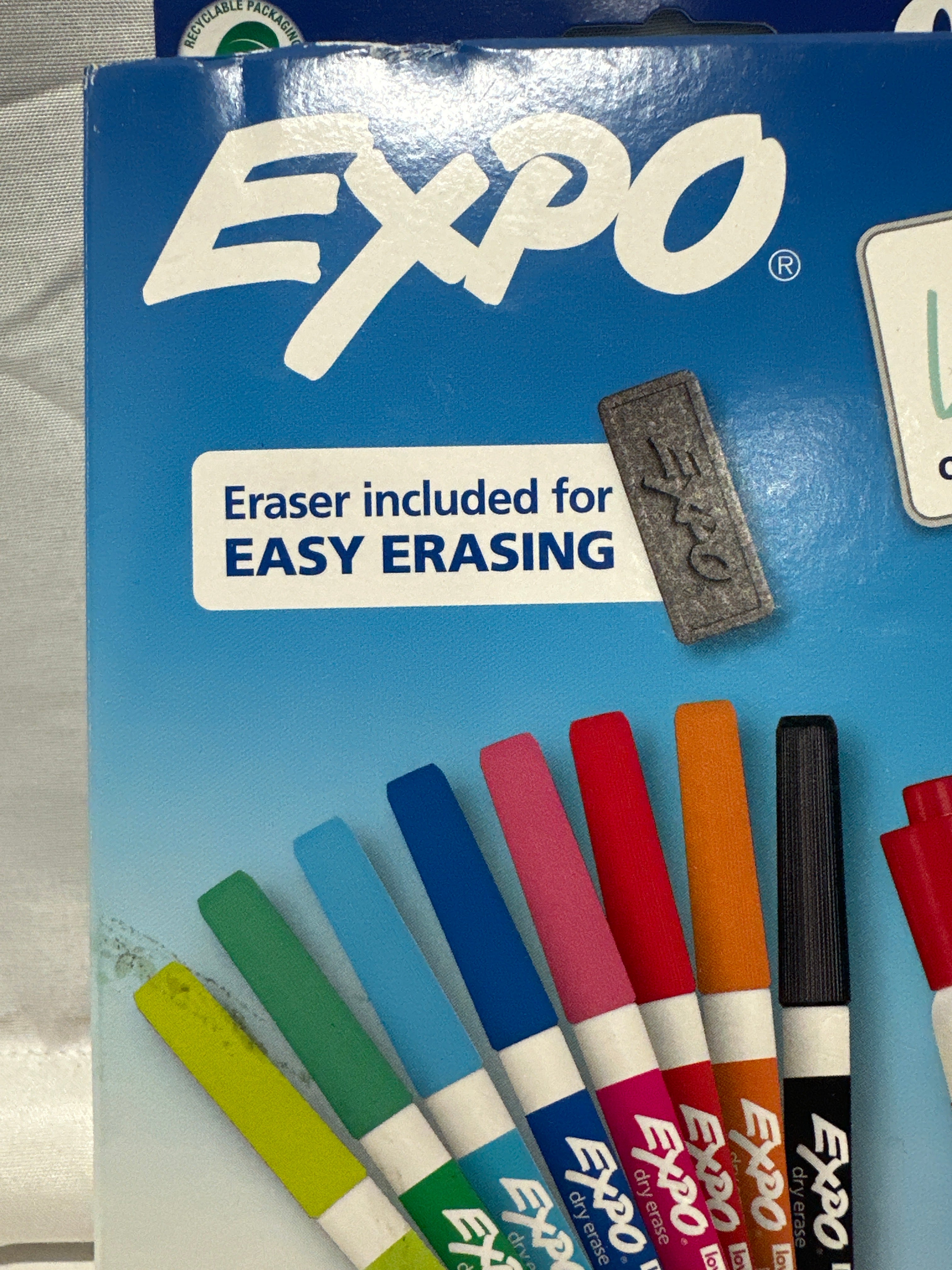Expo 13 Count Dry Erase Marker Set 8 Fine Tip 4 Chisel Tip Markers with Eraser