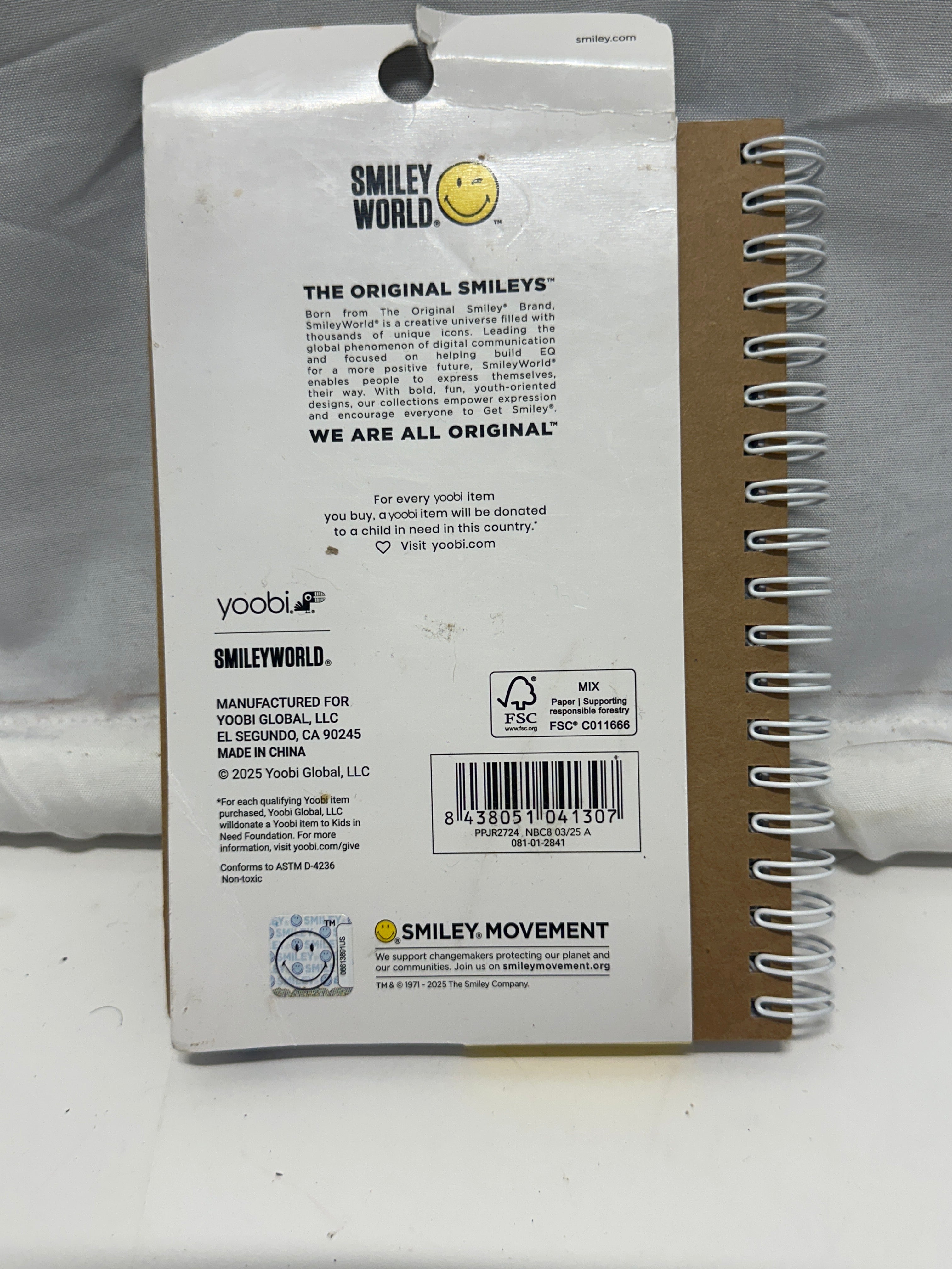 Yoobi SmileyWorld Notebook & Dual-Ended Marker Set