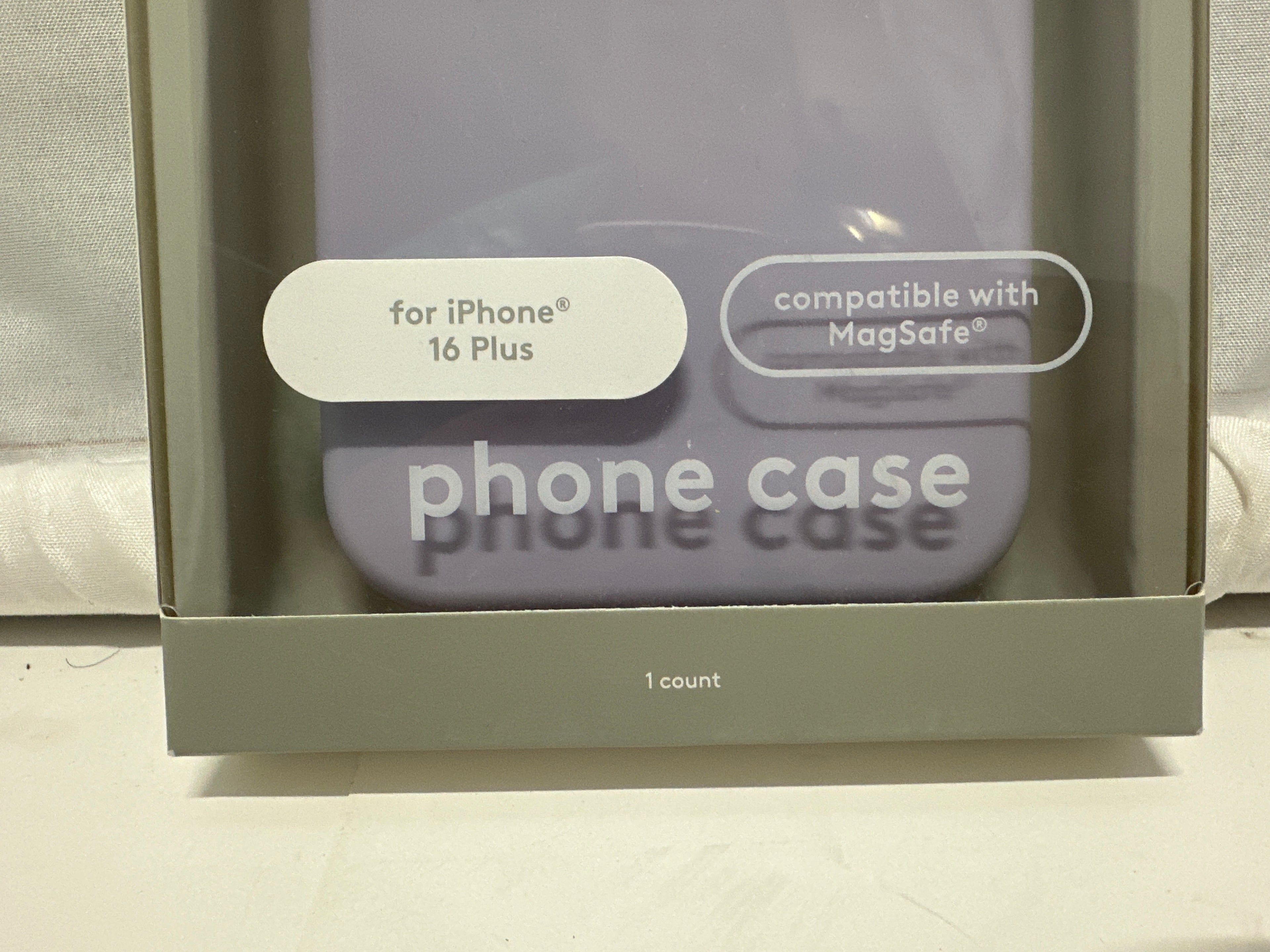 Heyday iPhone 16 Plus Soft Purple MagSafe Silicone Case