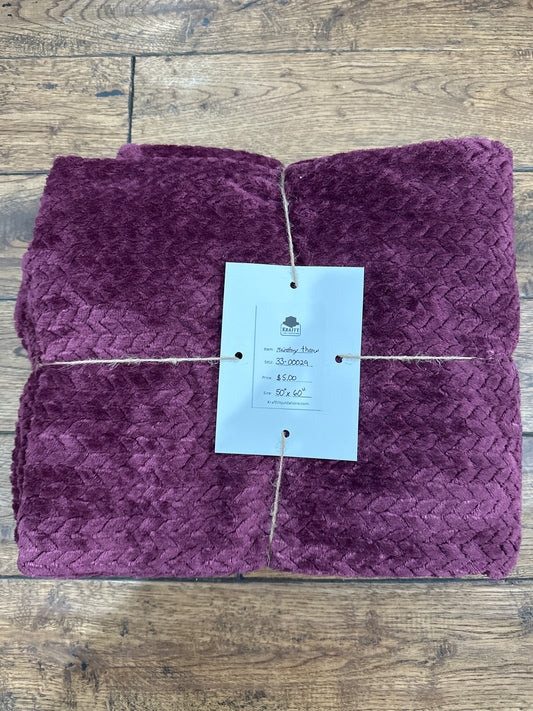 Mainstays Cozy Textured Plush Throw Blanket, Purple, 50"x60" All Ages