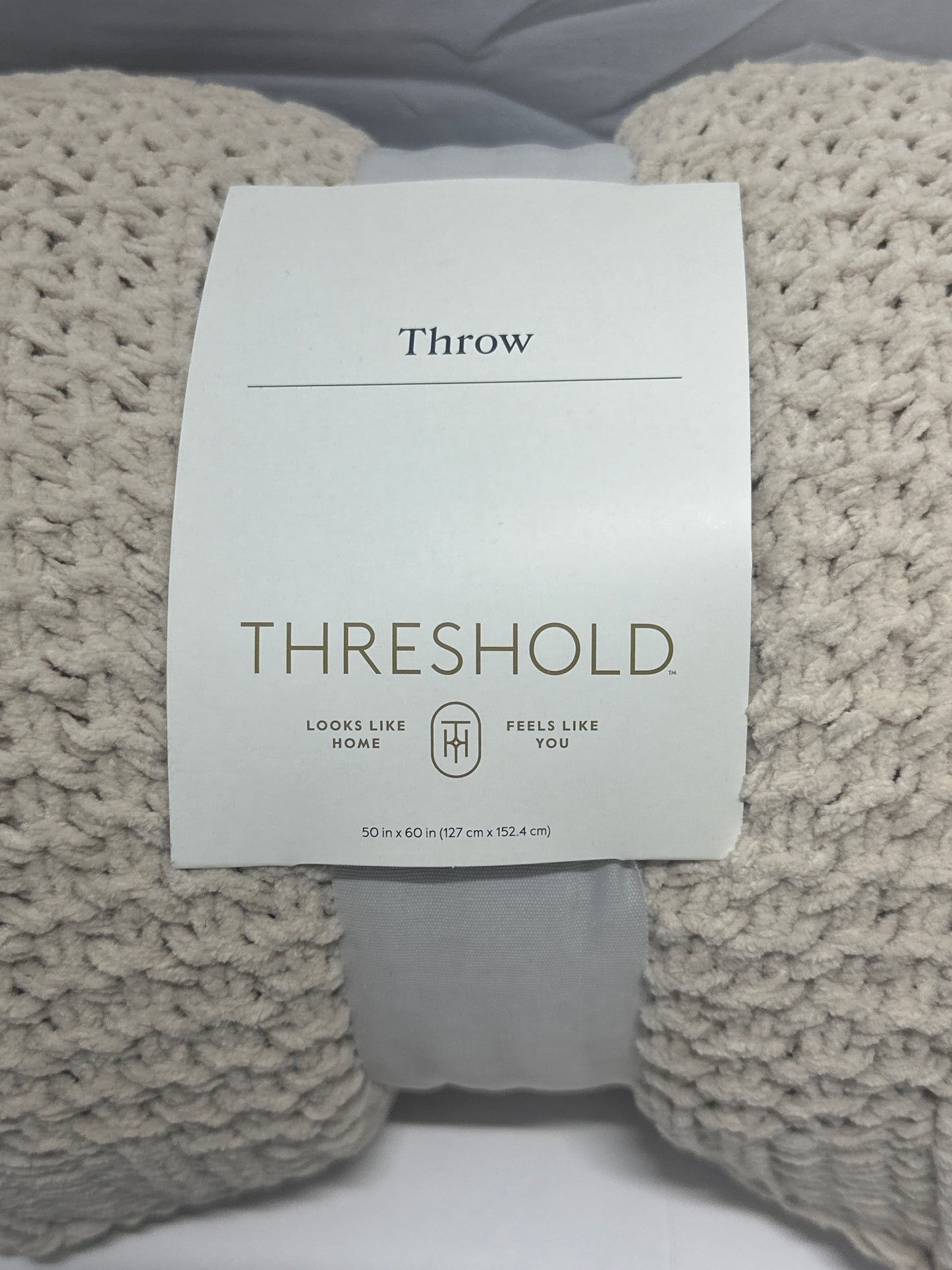 Threshold Chunky Knit Throw Blanket 50x60 Beige Soft Cozy Decorative Throw