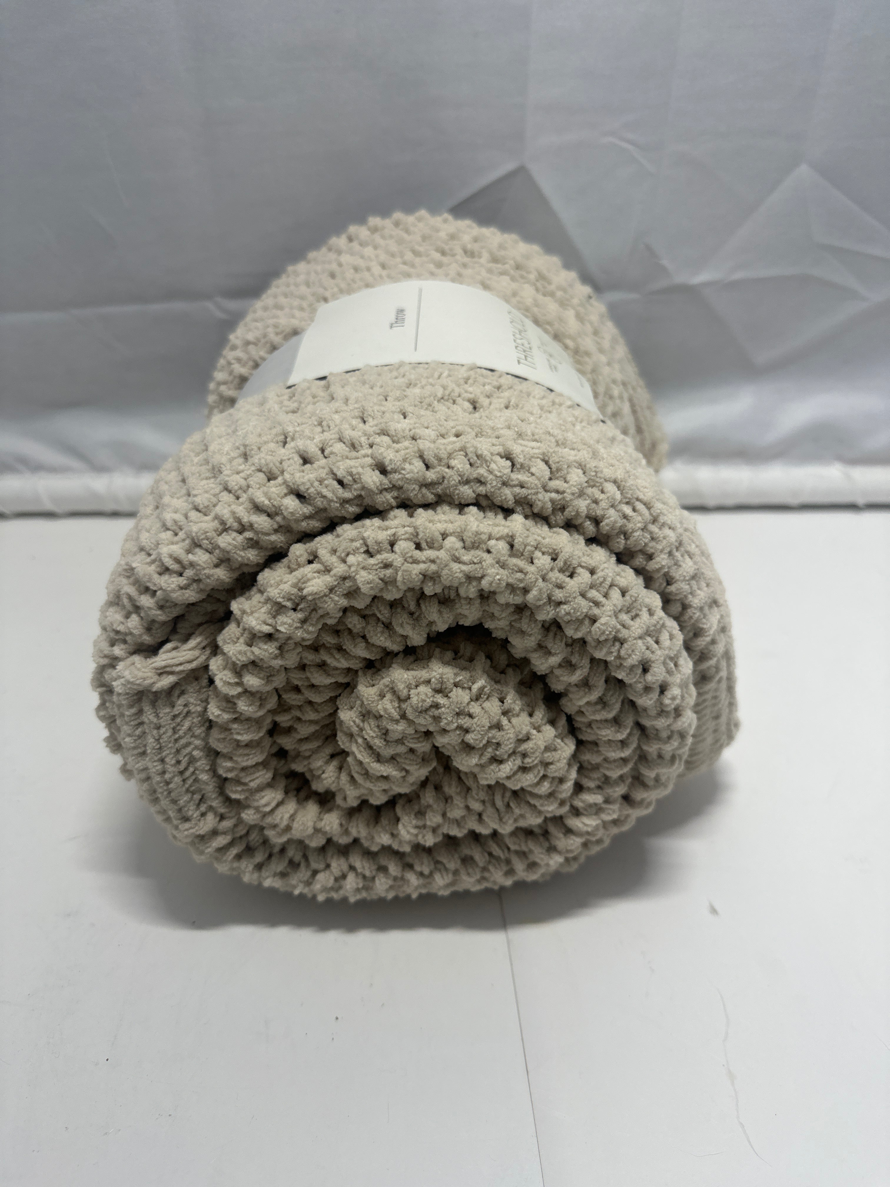 Threshold Chunky Knit Throw Blanket 50x60 Beige Soft Cozy Decorative Throw
