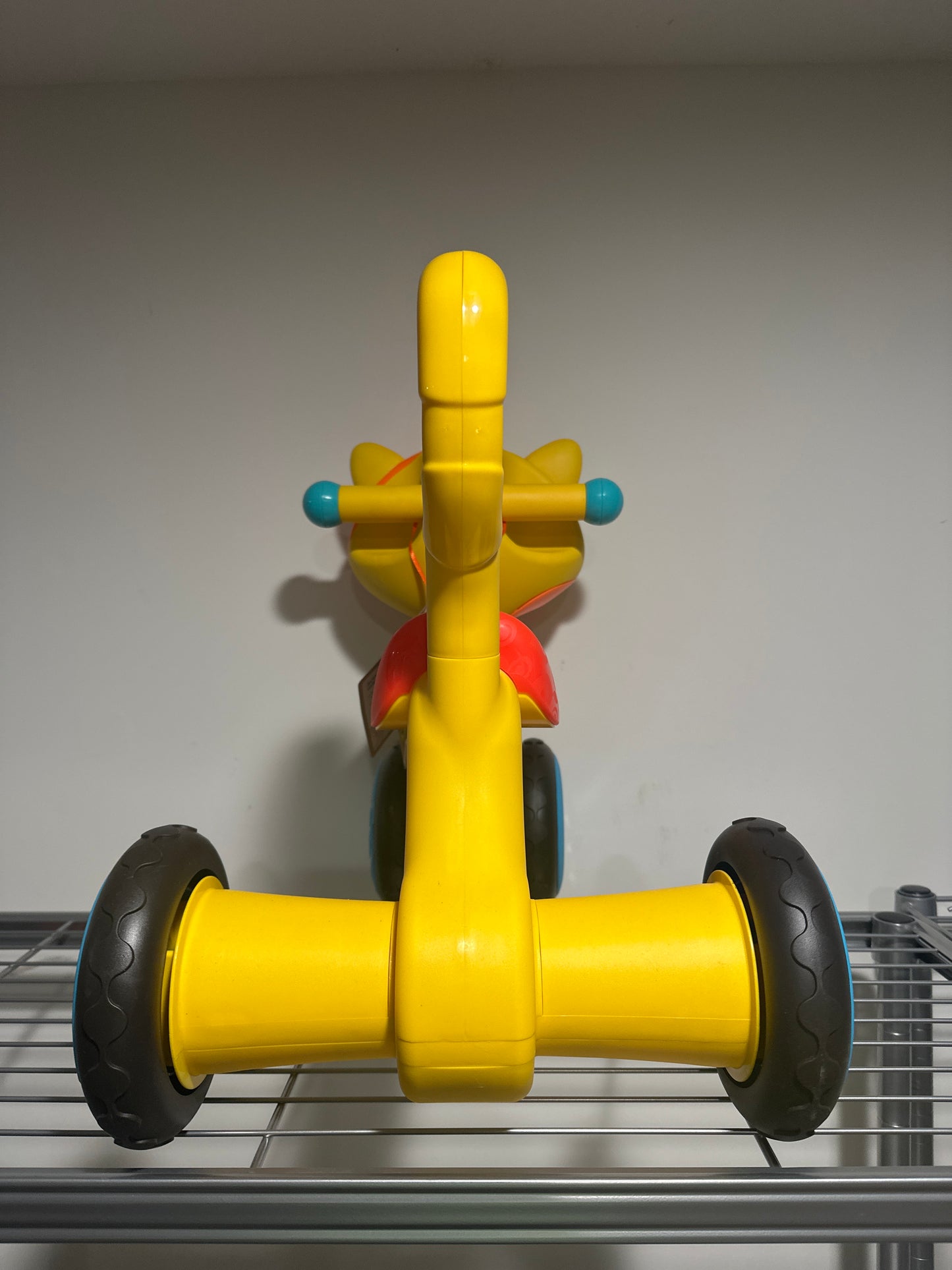 B. Toys Ride-On Toy – Riding Buddy Cat (Pedal Push)