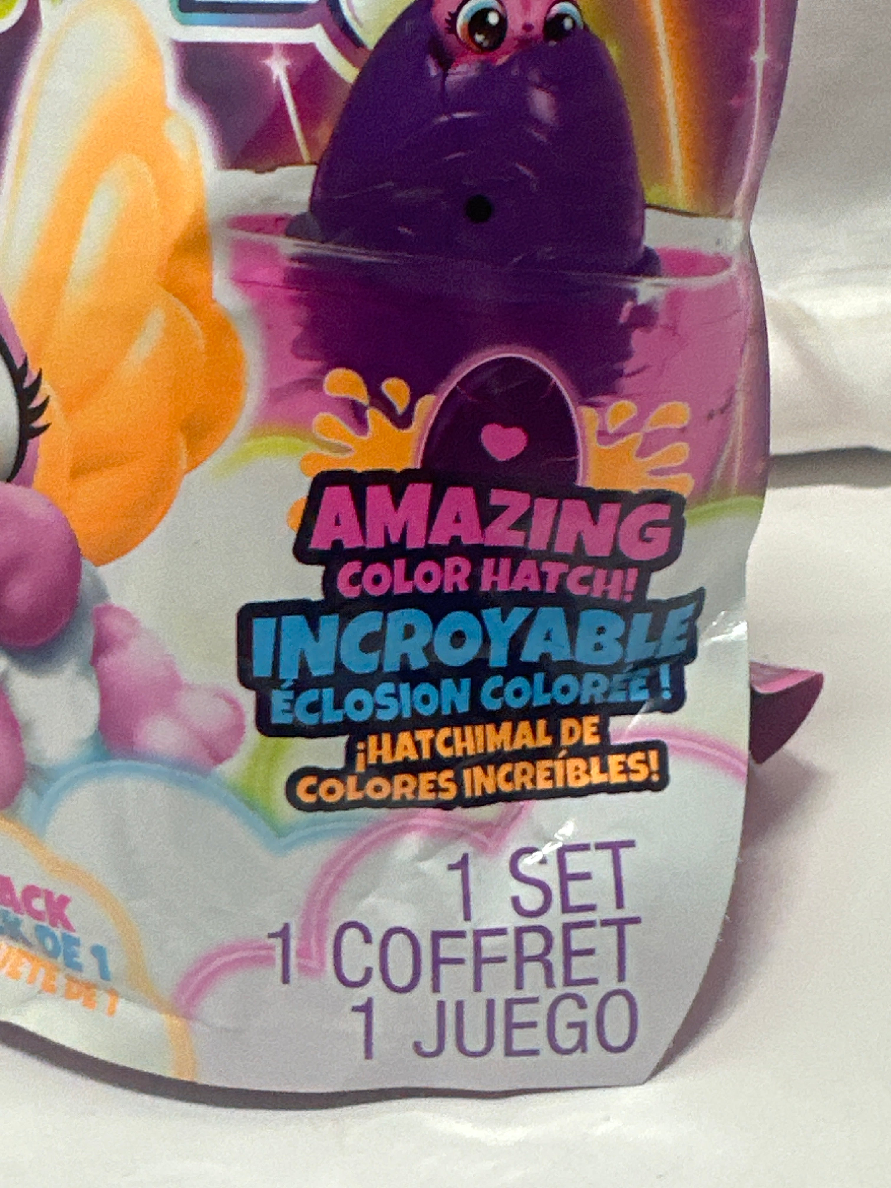 Hatchimals Alive Neon Rainbow Amazing Color Hatch Surprise Figure 1 Pack