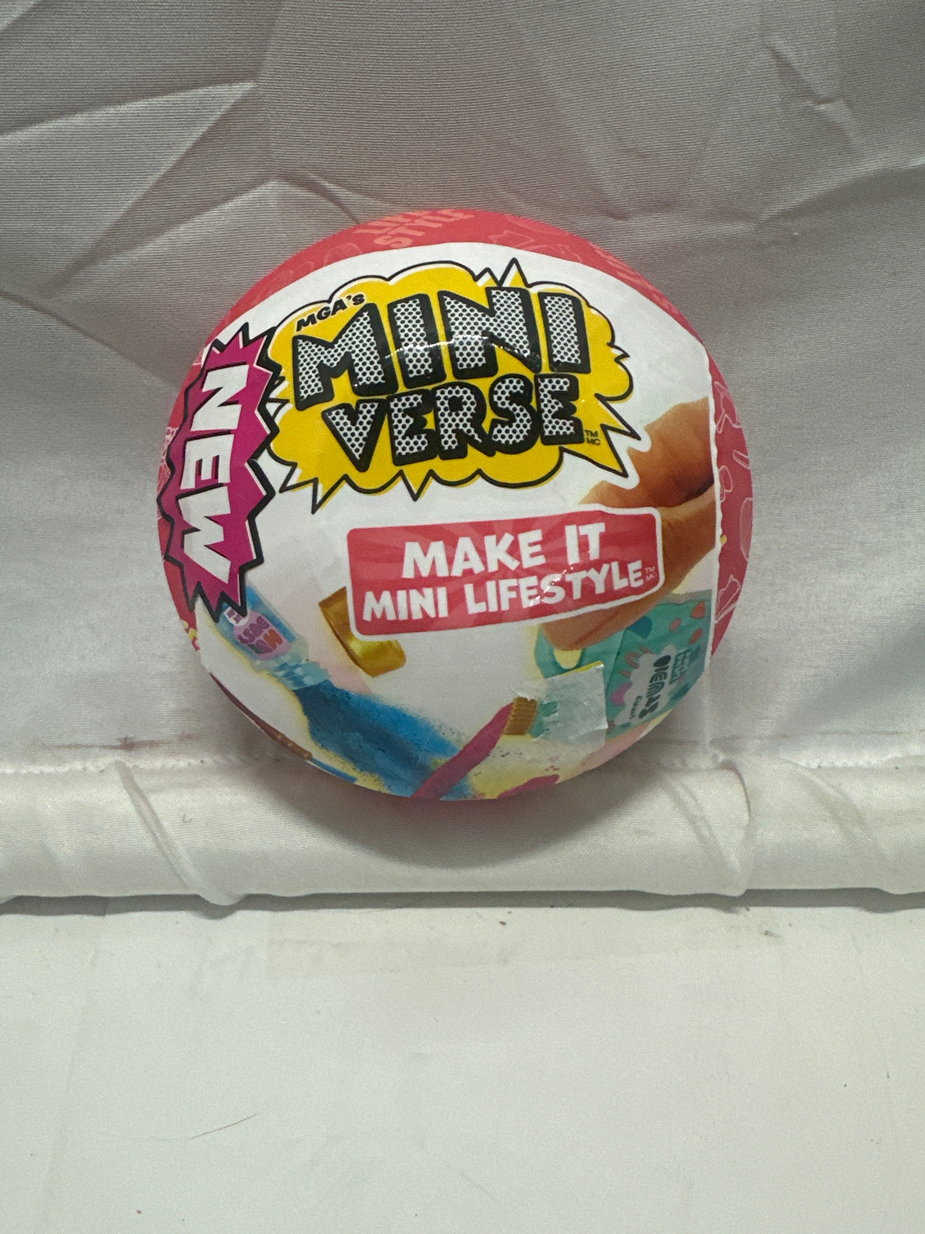 MGA’s Miniverse Make It Mini Lifestyle - Mystery Ball