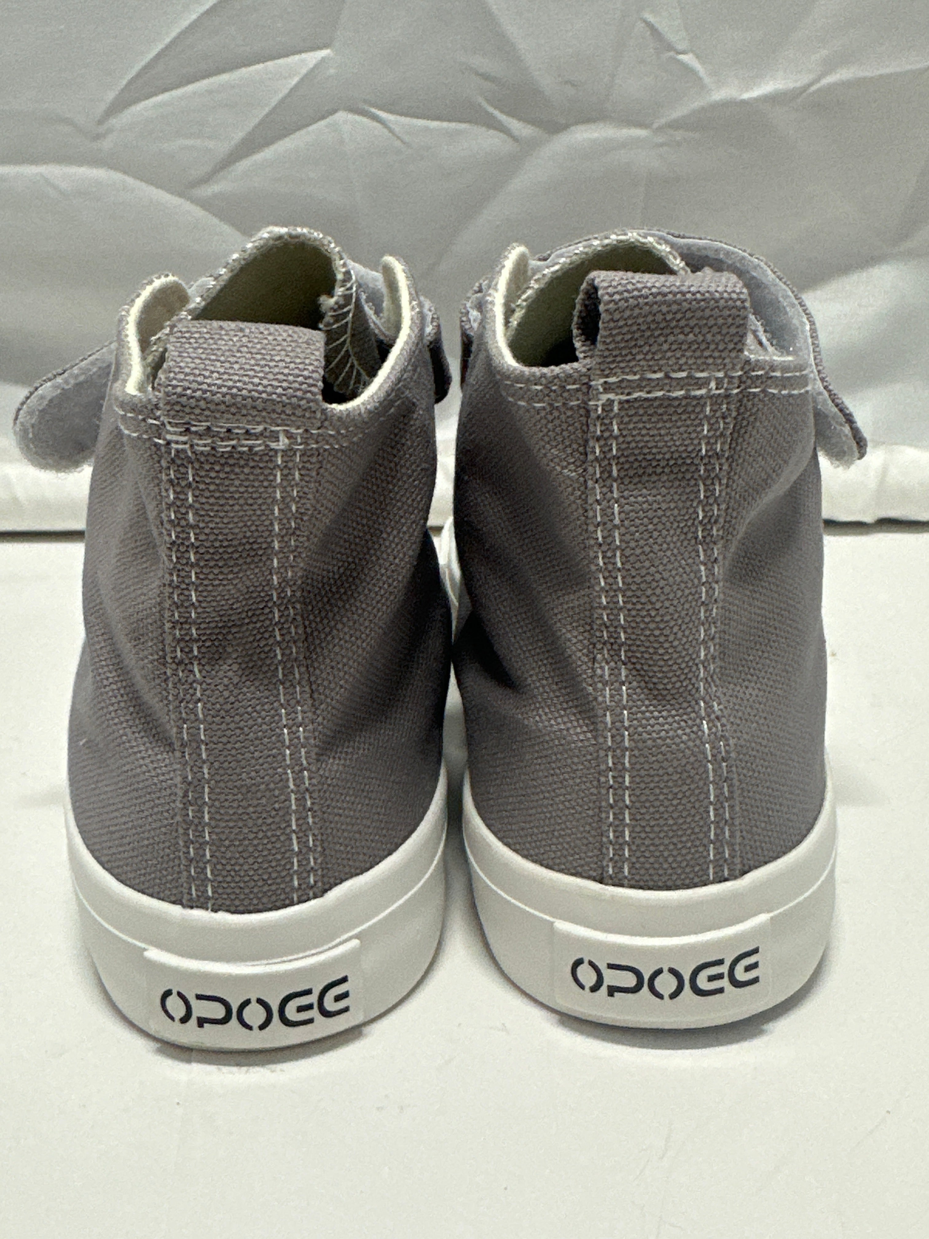 OPOEE Kids Canvas Sneakers Hook & Loop Shoes Gray US  1-3 (EU 32-34)