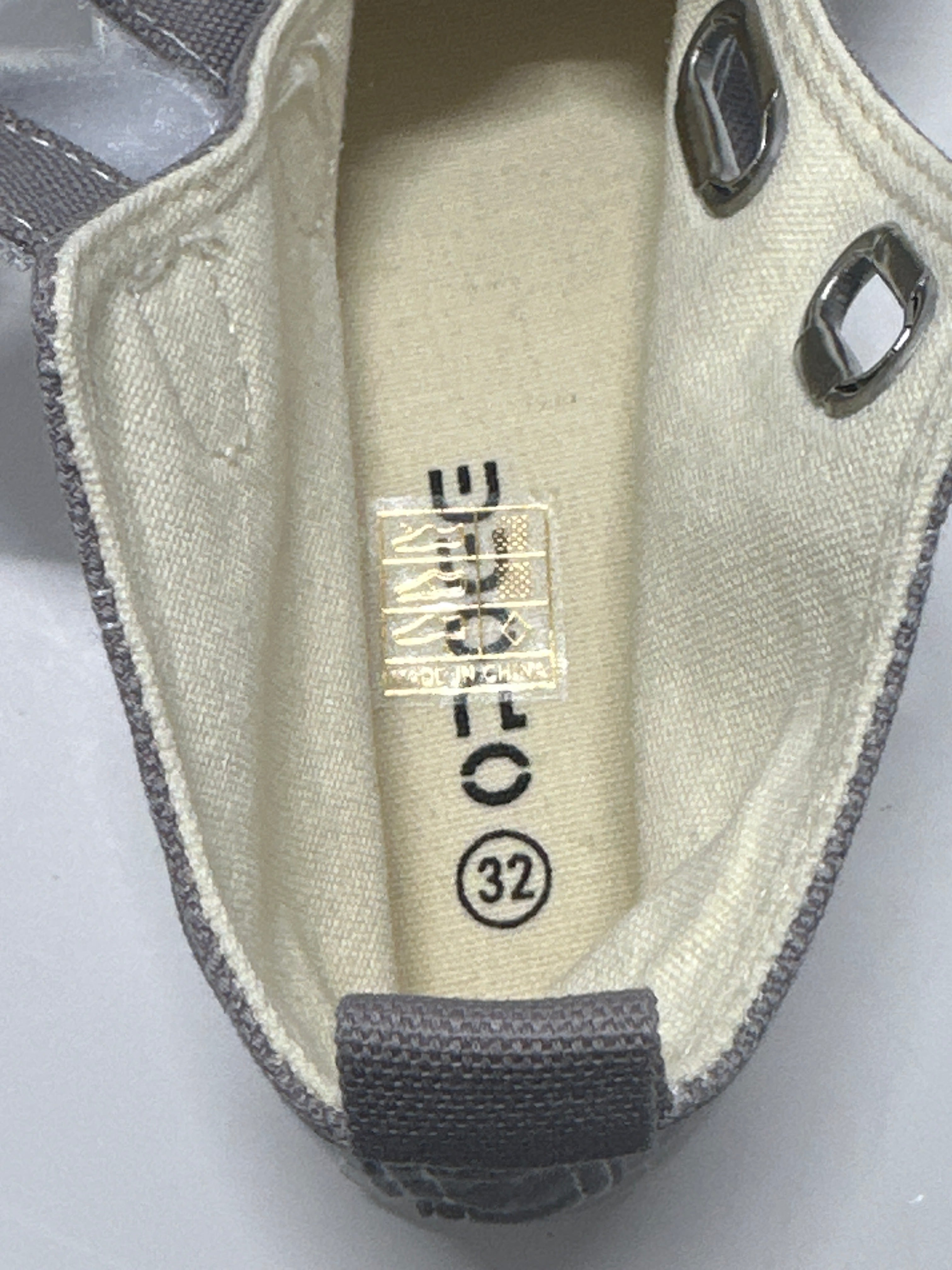 OPOEE Kids Canvas Sneakers Hook & Loop Shoes Gray US  1-3 (EU 32-34)