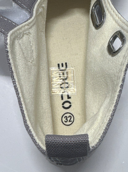 OPOEE Kids Canvas Sneakers Hook & Loop Shoes Gray US  1-3 (EU 32-34)