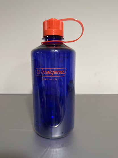 Nalgene 32oz Narrow Mouth Sustain Water Bottle - Violet