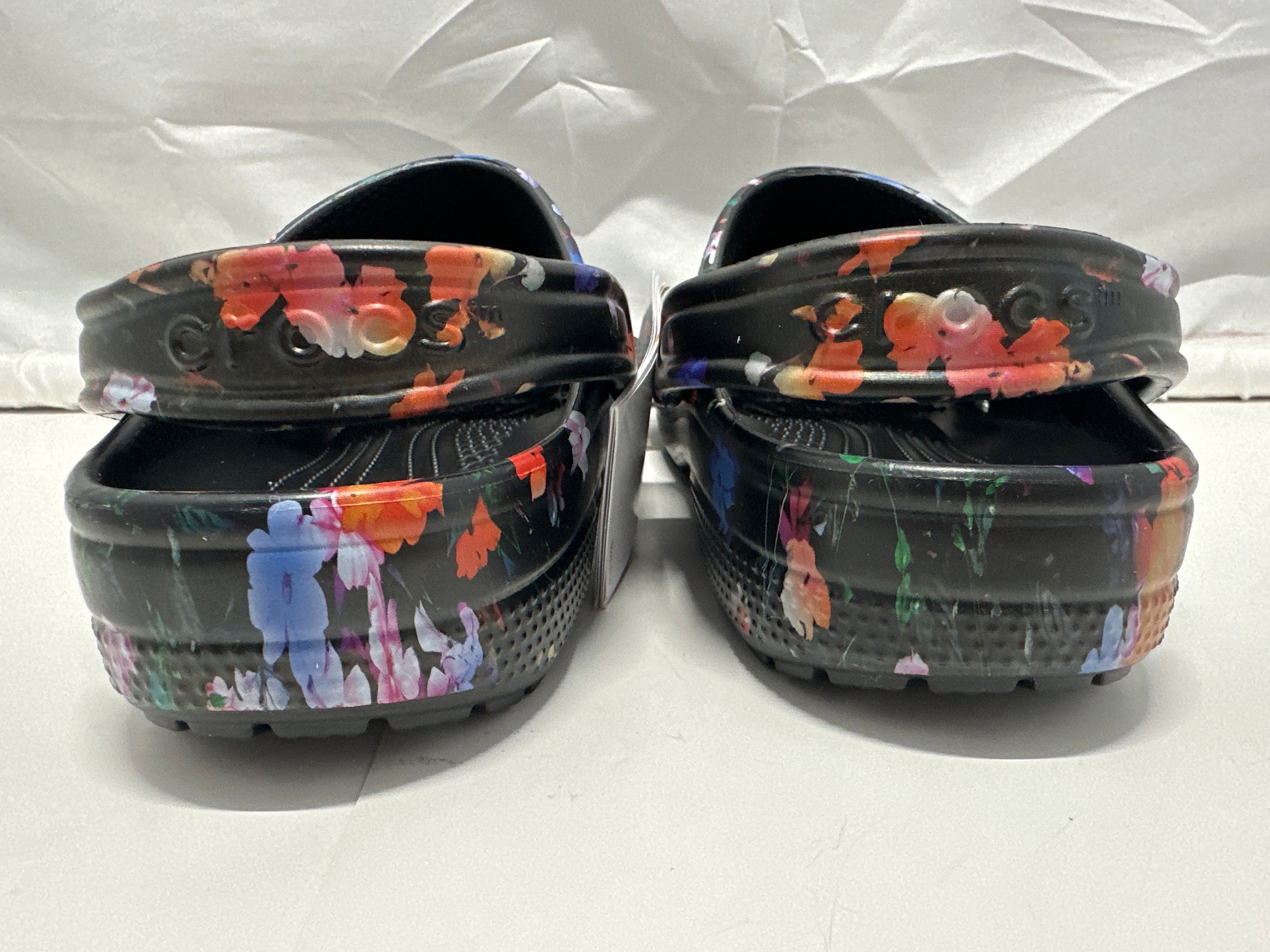 Crocs Classic Floral Print Clogs Black Women's M5 W7 EU 37-38