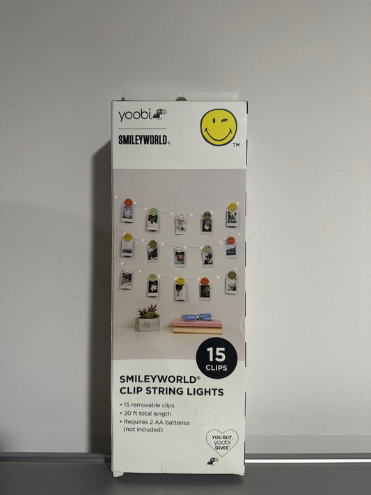 SmileyWorld® Photo Clip String Lights – 20ft LED Display Lights
