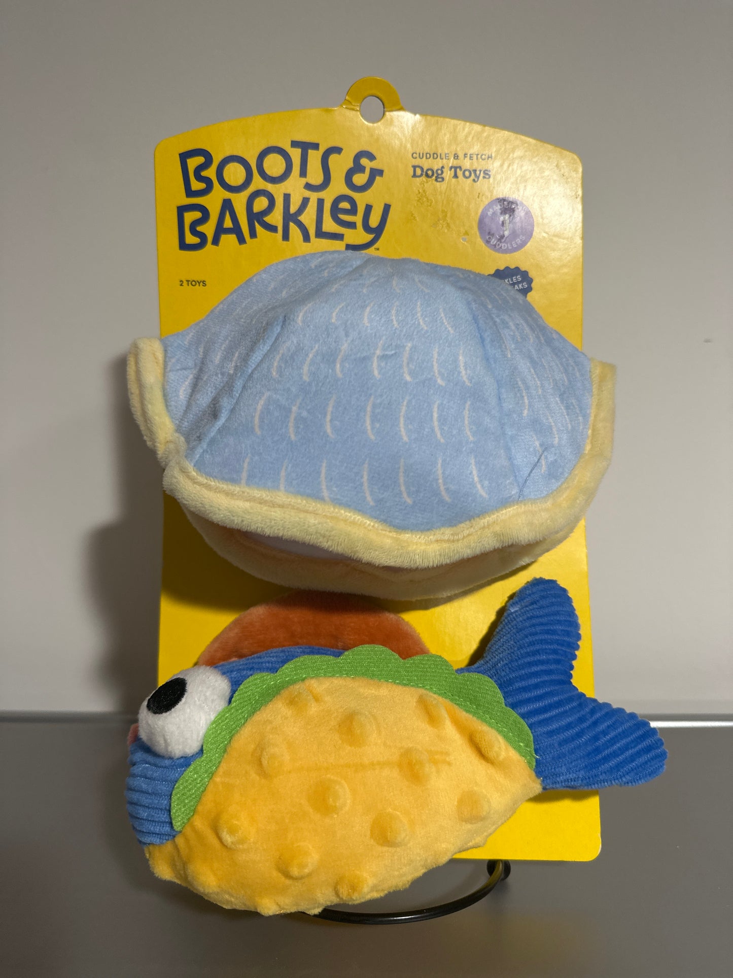 Boots & Barkley 2-Piece Fish & Oyster Clam Cuddle and Fetch Dog Toy Set