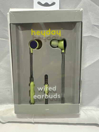 Heyday Wired Earbuds 3.5mm AUX Microphone Remote Pastel Lime New