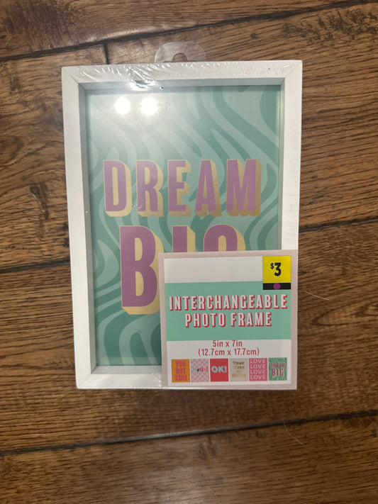 Interchangeable Photo Frame