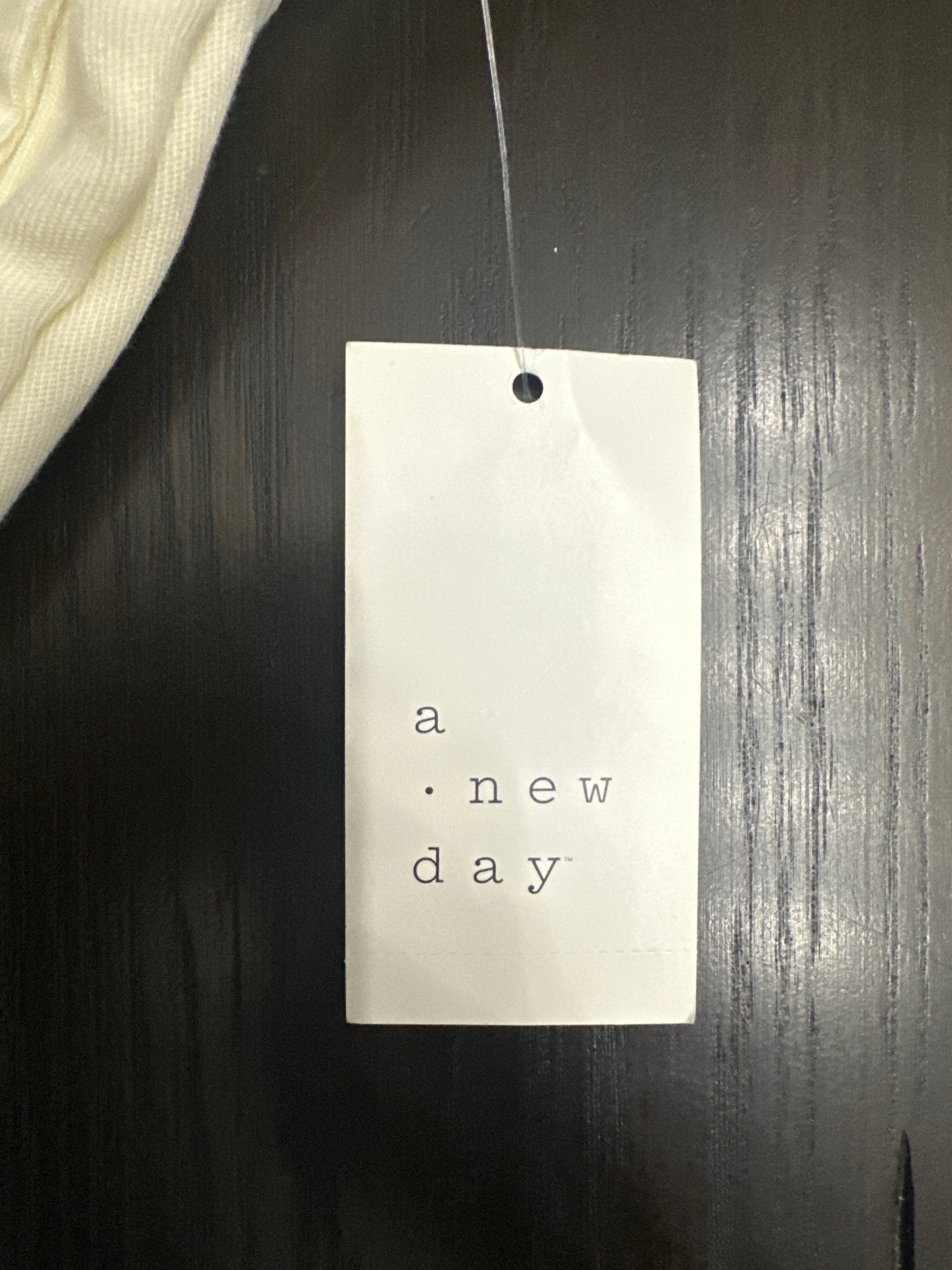 A New Day™ Off-White Linen-Blend Ankle Pants – Women’s Size 6