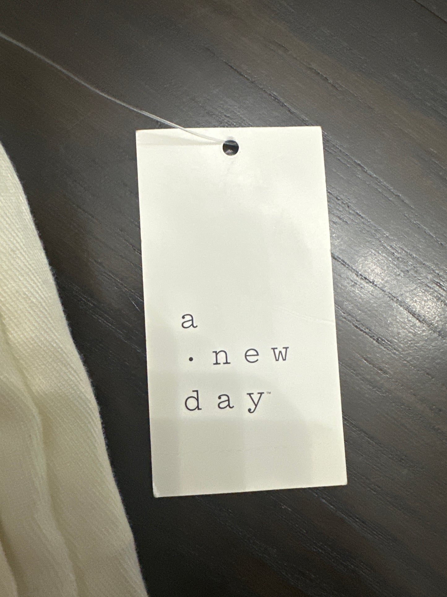 A New Day™ Off-White Linen-Blend Ankle Pants – Women’s Size 4