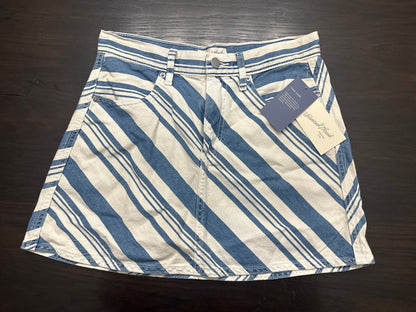 Universal Thread™ Blue & Cream Striped Denim Shorts – Women’s Size 6