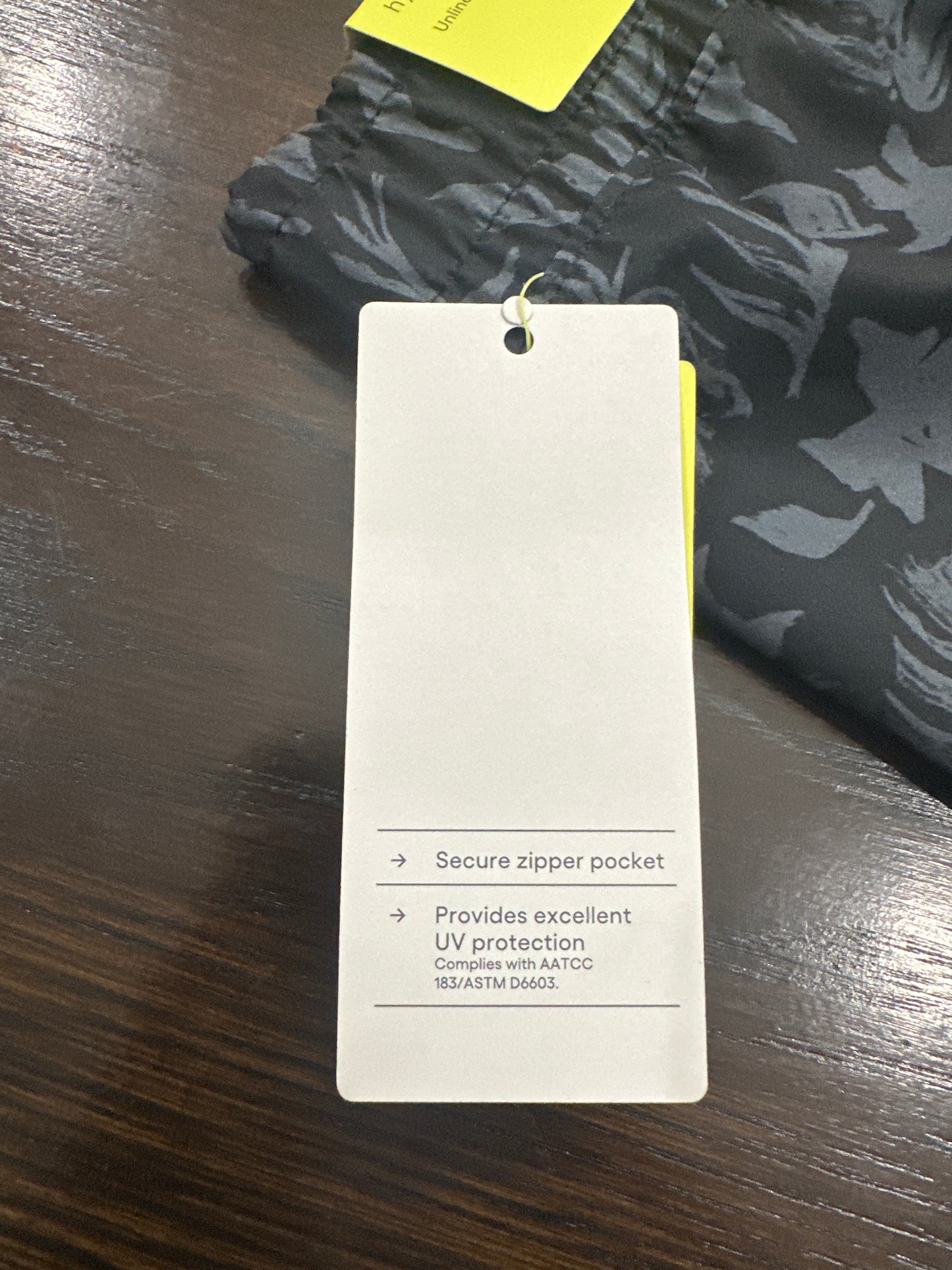 All in Motion™ Men’s Hybrid Shorts – 6" Inseam (Size Extra Large)