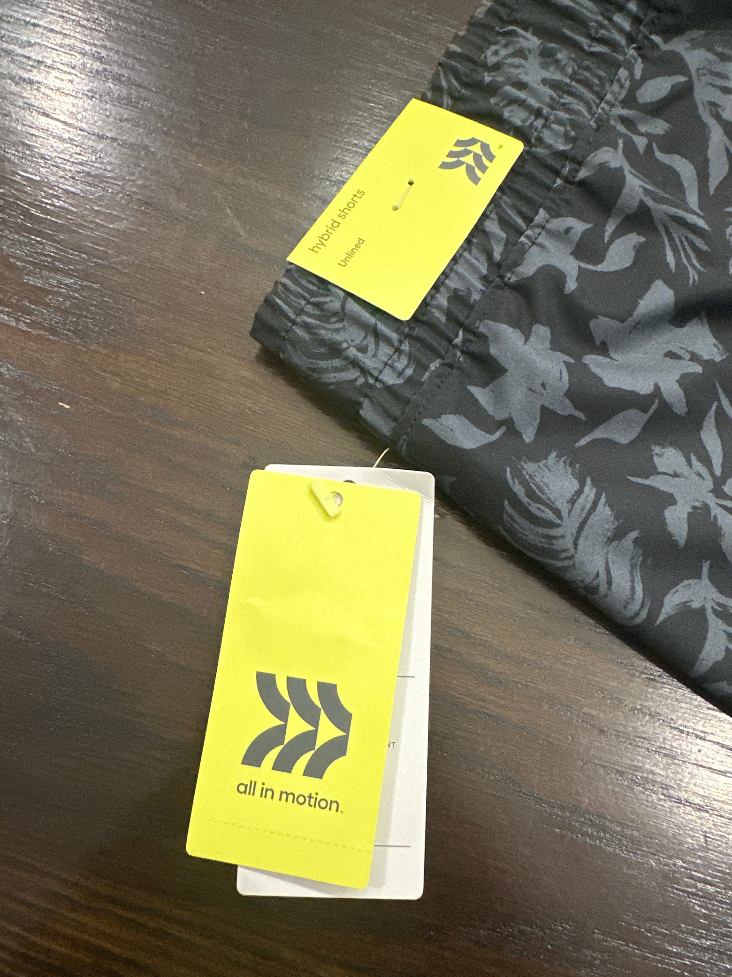 All in Motion Men’s Hybrid Shorts 6" Inseam Size Large