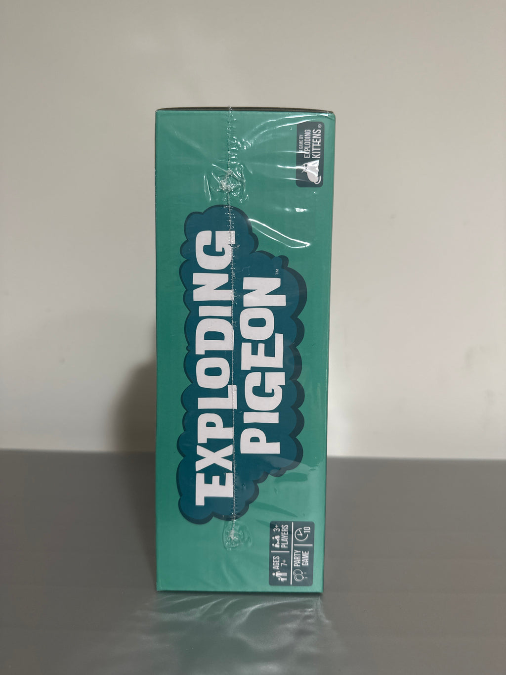 Exploding Pigeon – Fast-Paced Family Party Game