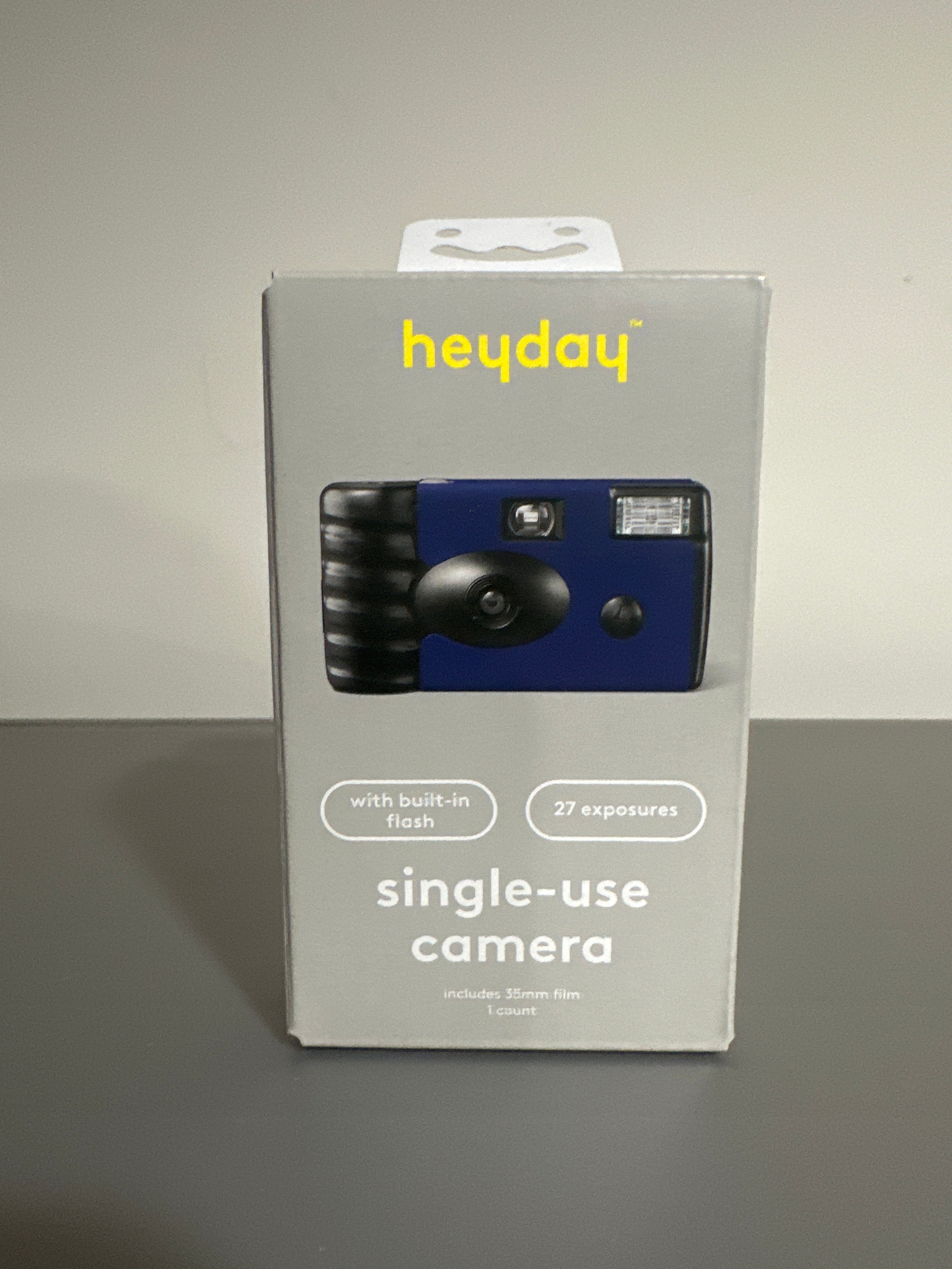 Heyday Single-Use Camera Blue with Flash – 35mm Film (27 Exposures)