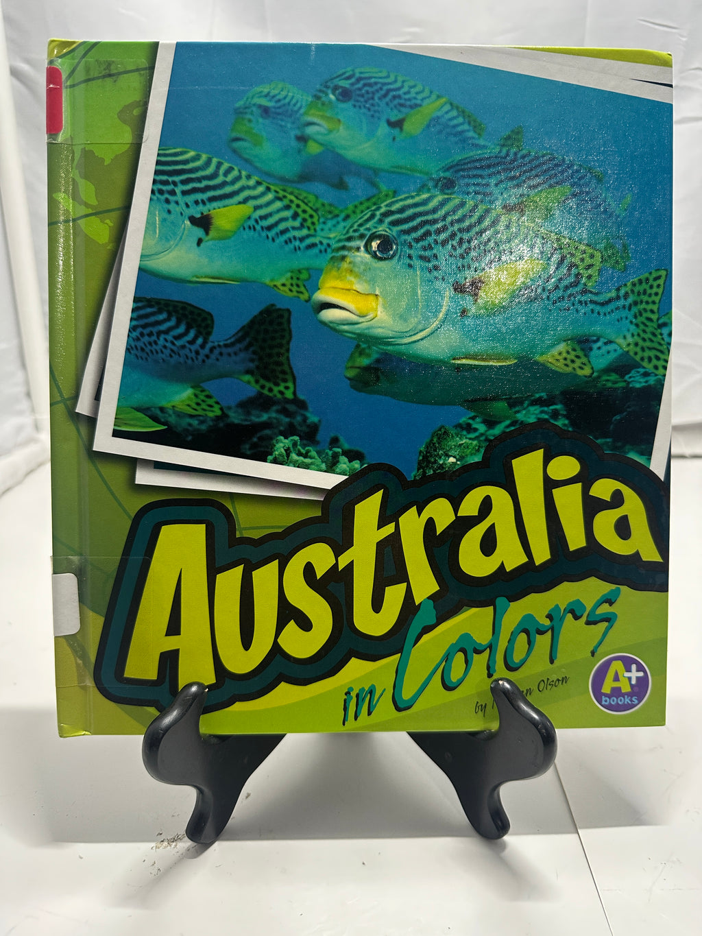 Australia in Colors by Nathan Olson Hardcover Children