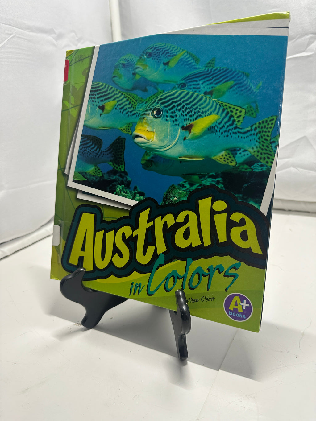 Australia in Colors by Nathan Olson Hardcover Children