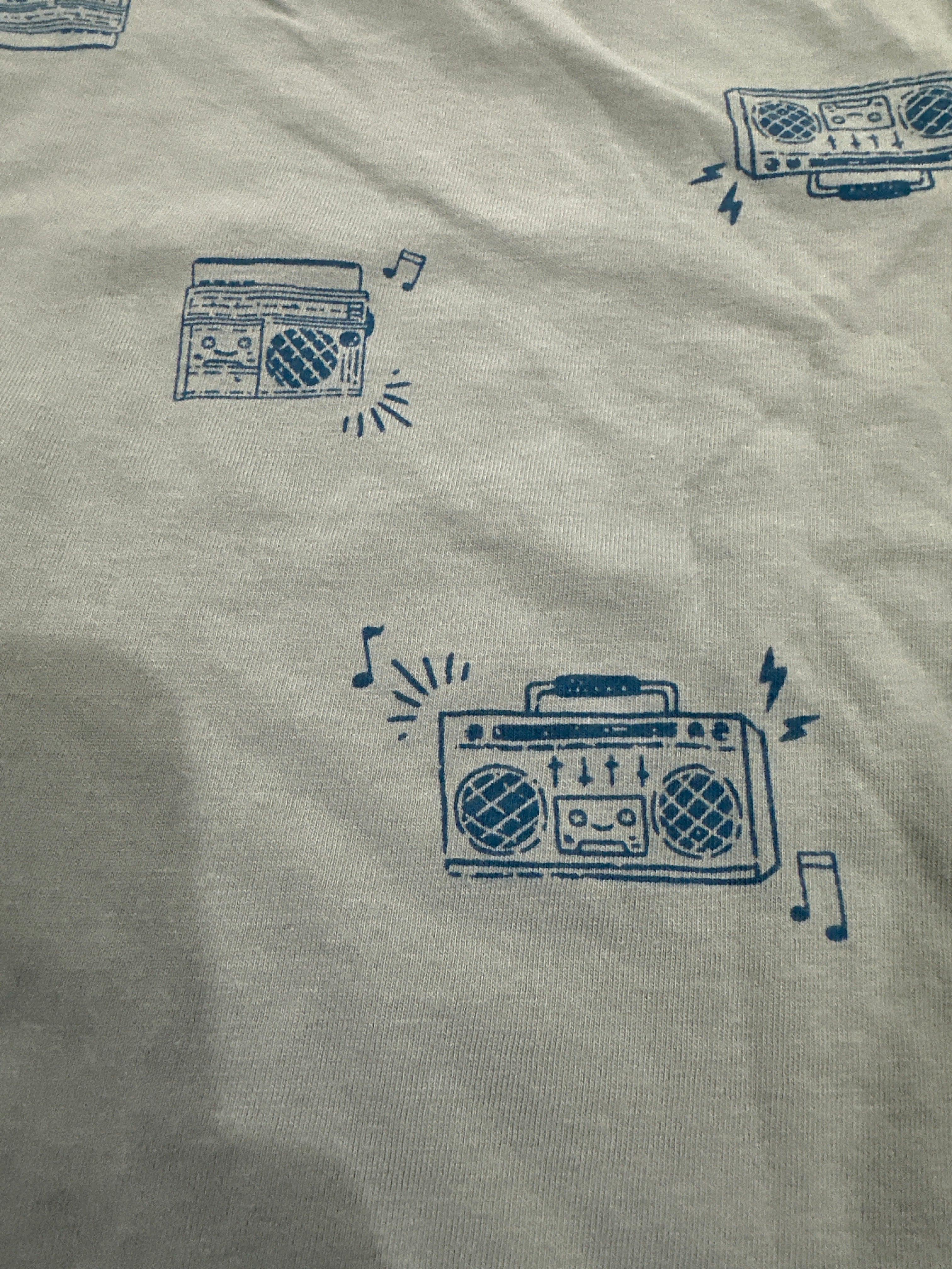Cat & Jack™ Toddler Long Sleeve Graphic Tee – Boombox Print (3T)