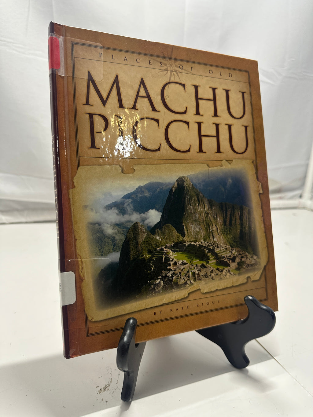 Machu Picchu by Kate Riggs Hardcover