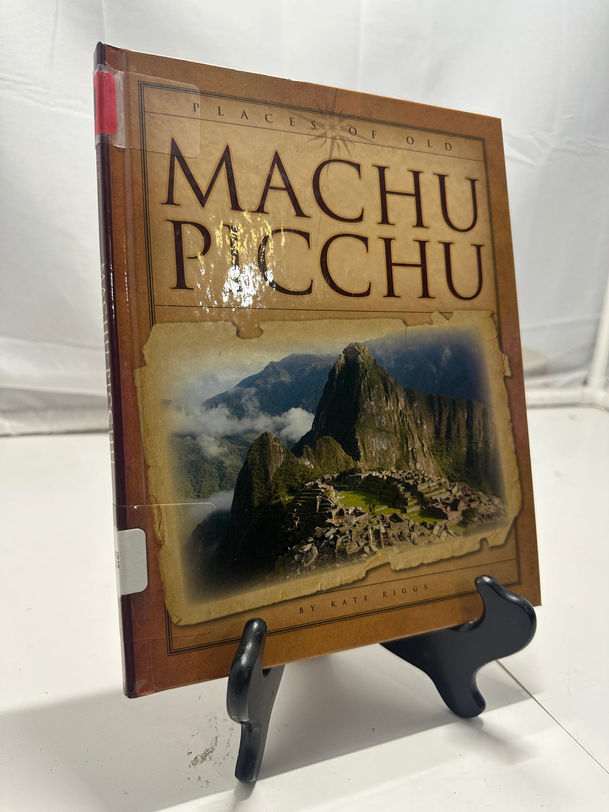 Machu Picchu by Kate Riggs Hardcover