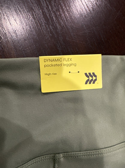All in Motion Dynamic Flex Pocketed Leggings Women’s M High Rise 7/8 Olive